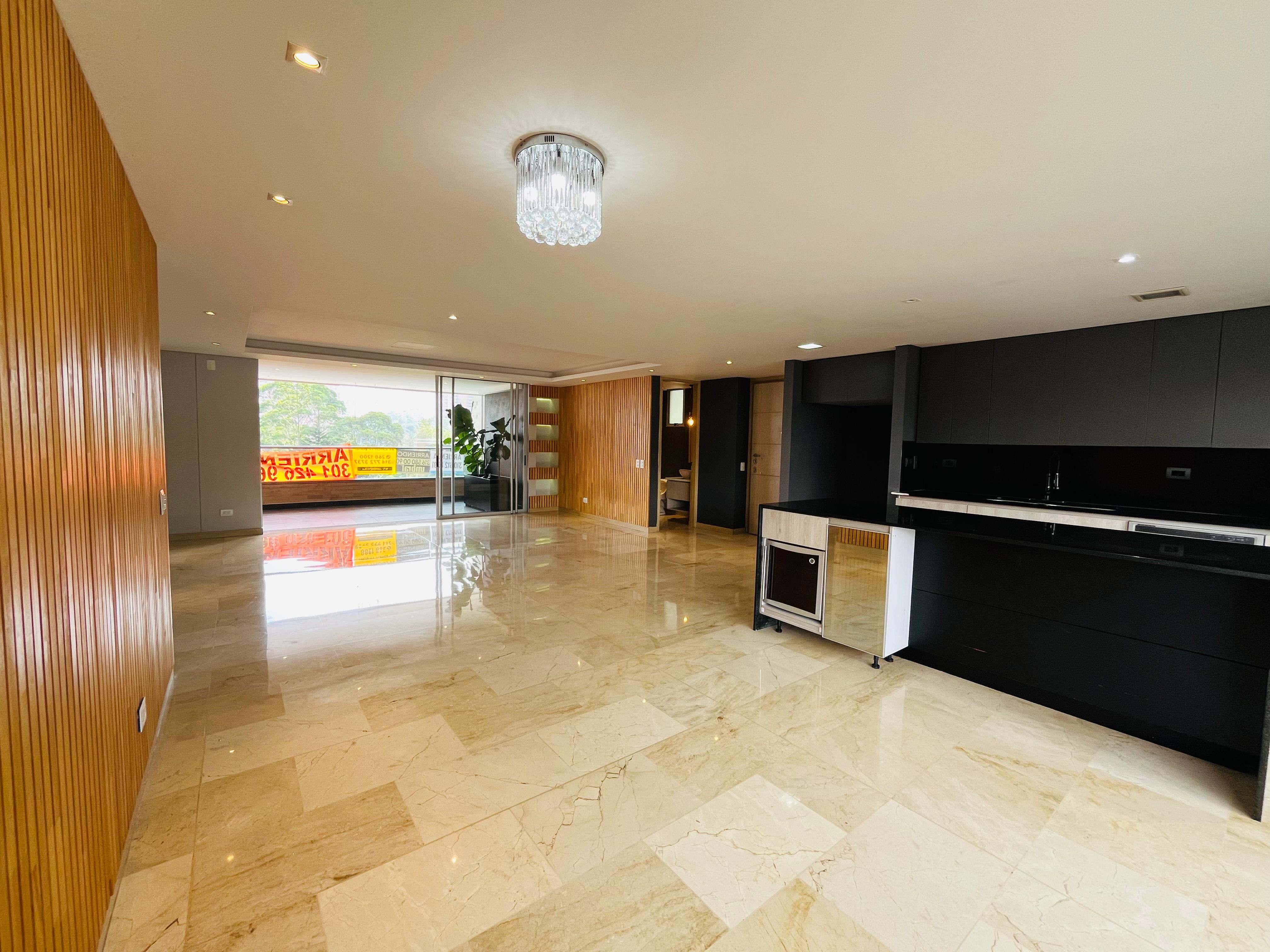 ARRIENDO APARTAMENTO - POBLADO TESORO