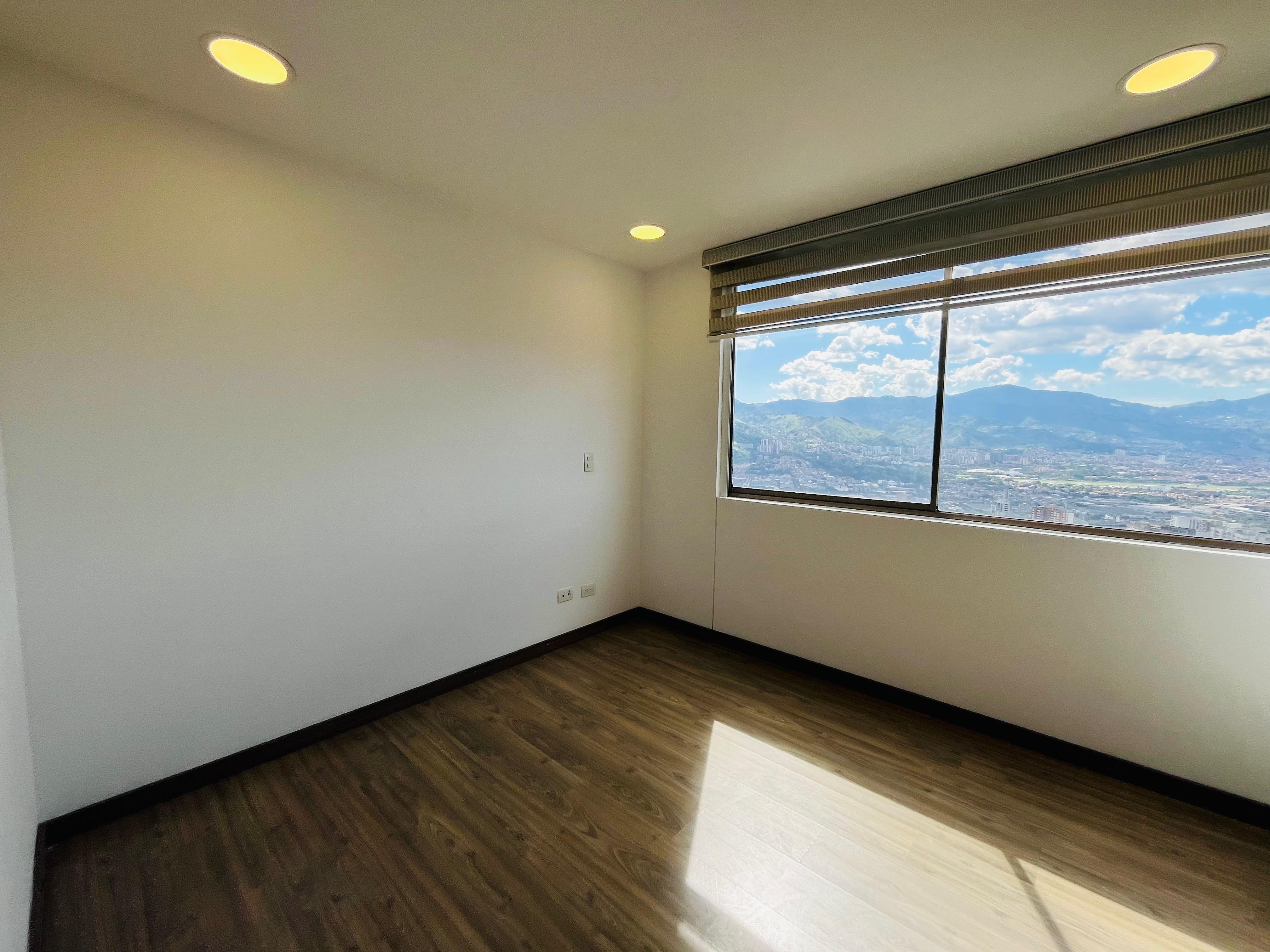 ARRIENDO APARTAMENTO - POBLADO LOS BALSOS