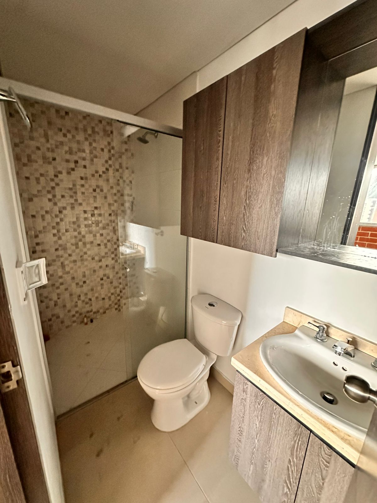ARRIENDO APARTAMENTO - SABANETA AVES MARIAS PARTE BAJA