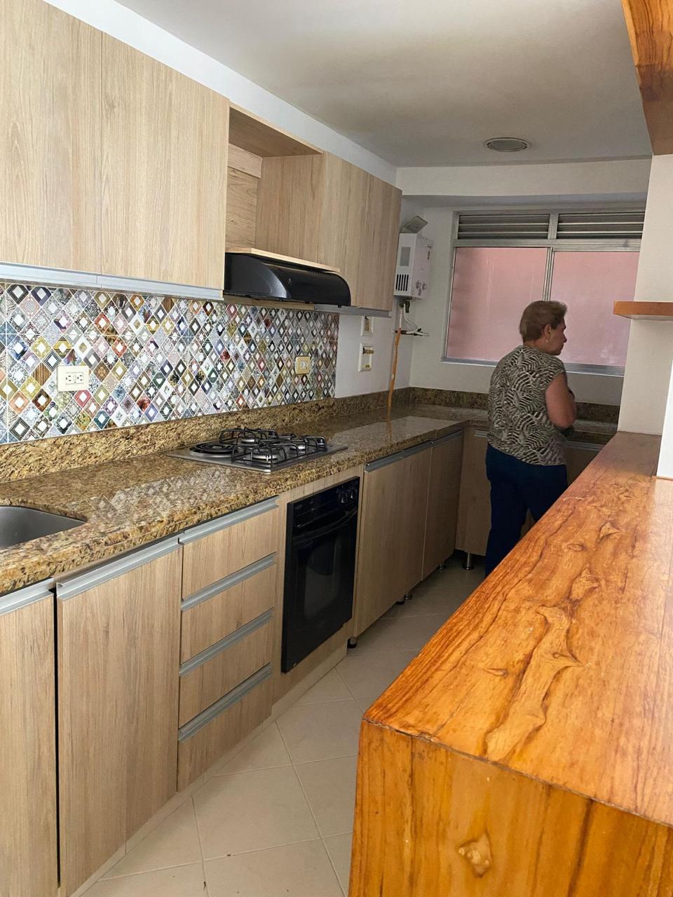 ARRIENDO APARTAMENTO - POBLADO PATIO BONITO
