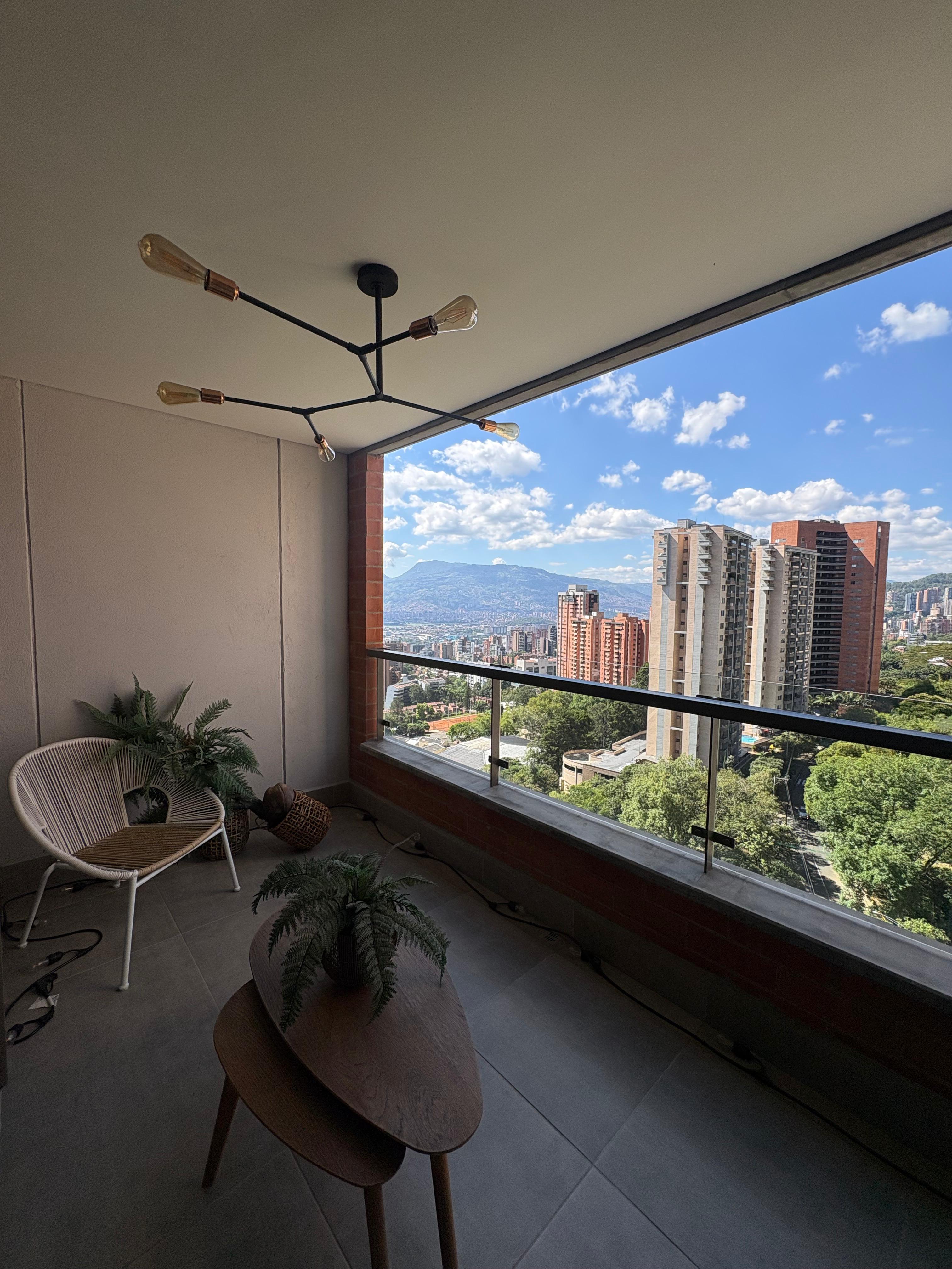 ARRIENDO APARTAMENTO, POBLADO LINARES