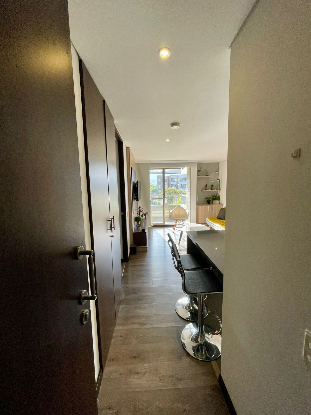 ARRIENDO APARTA HOTEL AMOBLADO - SECTOR LLANOGRANDE