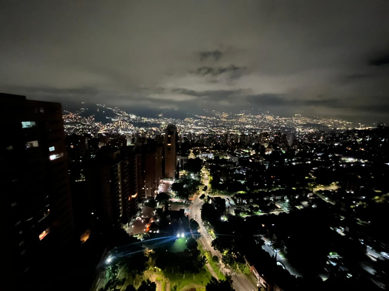 ARRIENDO APARTAMENTO - POBLADO LOS GONZALEZ