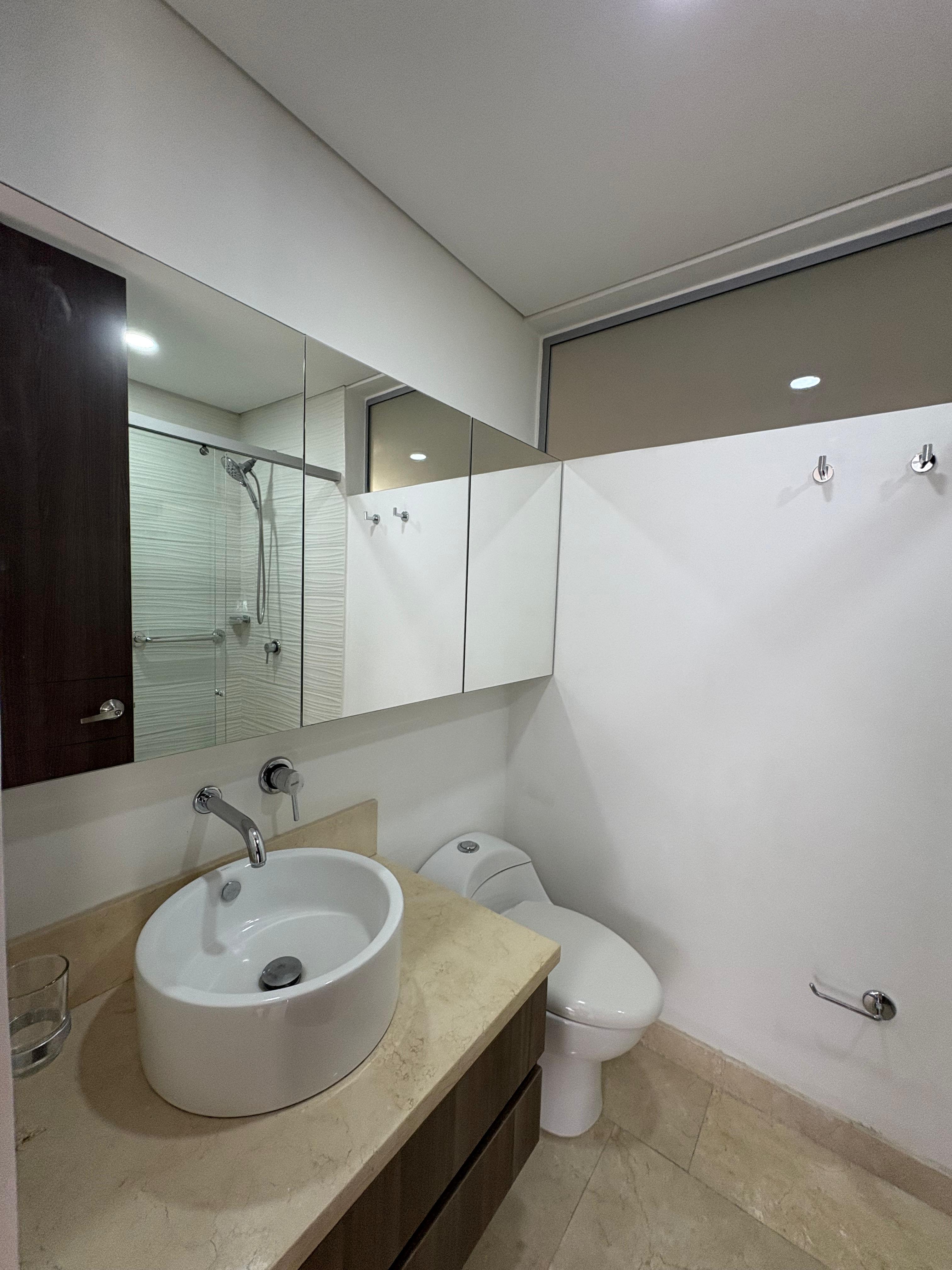 ARRIENDO APARTAESTUDIO, POBLADO SANTA MARIA DE LOS ANGELES