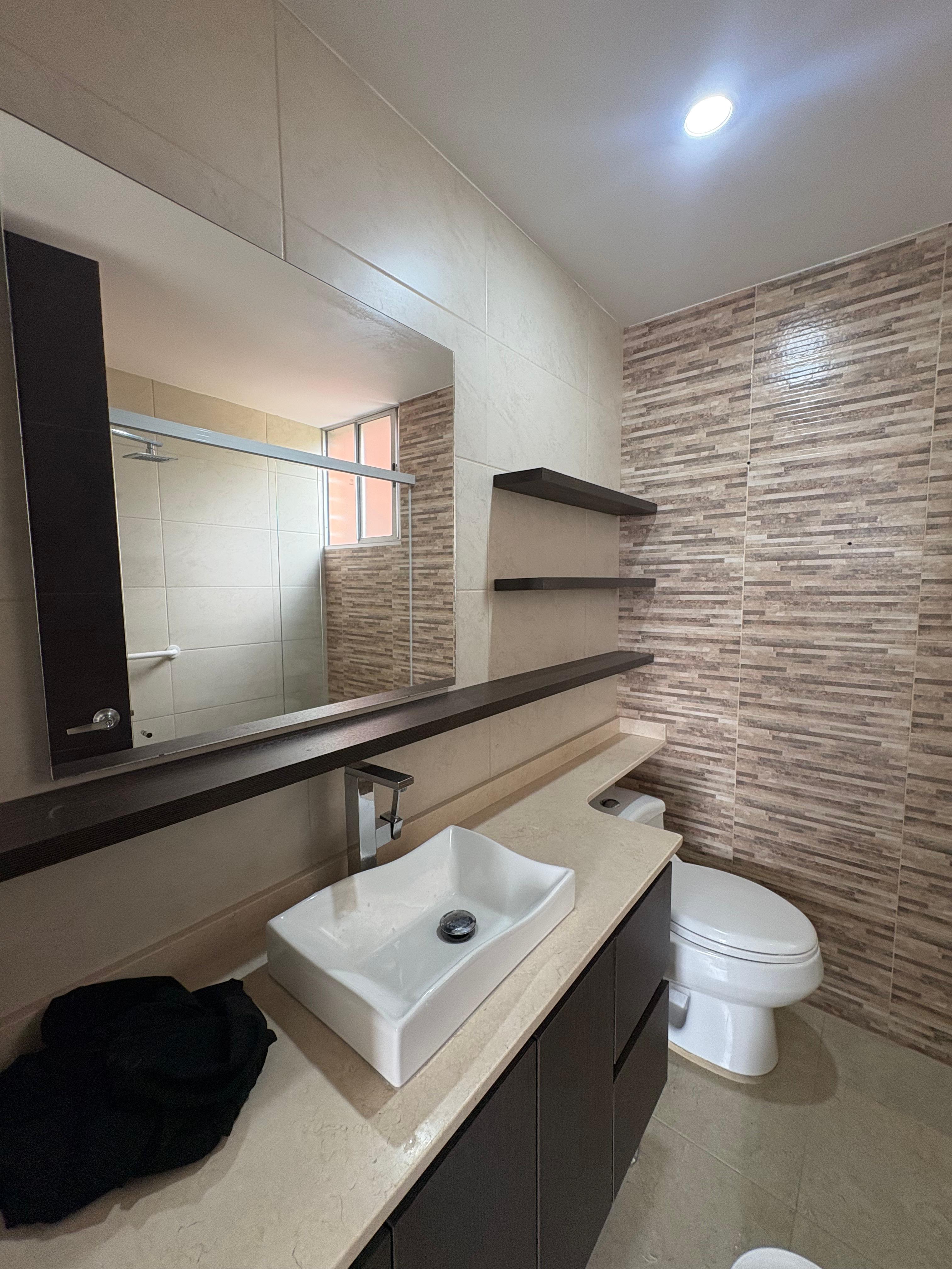 ARRIENDO APARTAMENTO, POBLADO CALERA