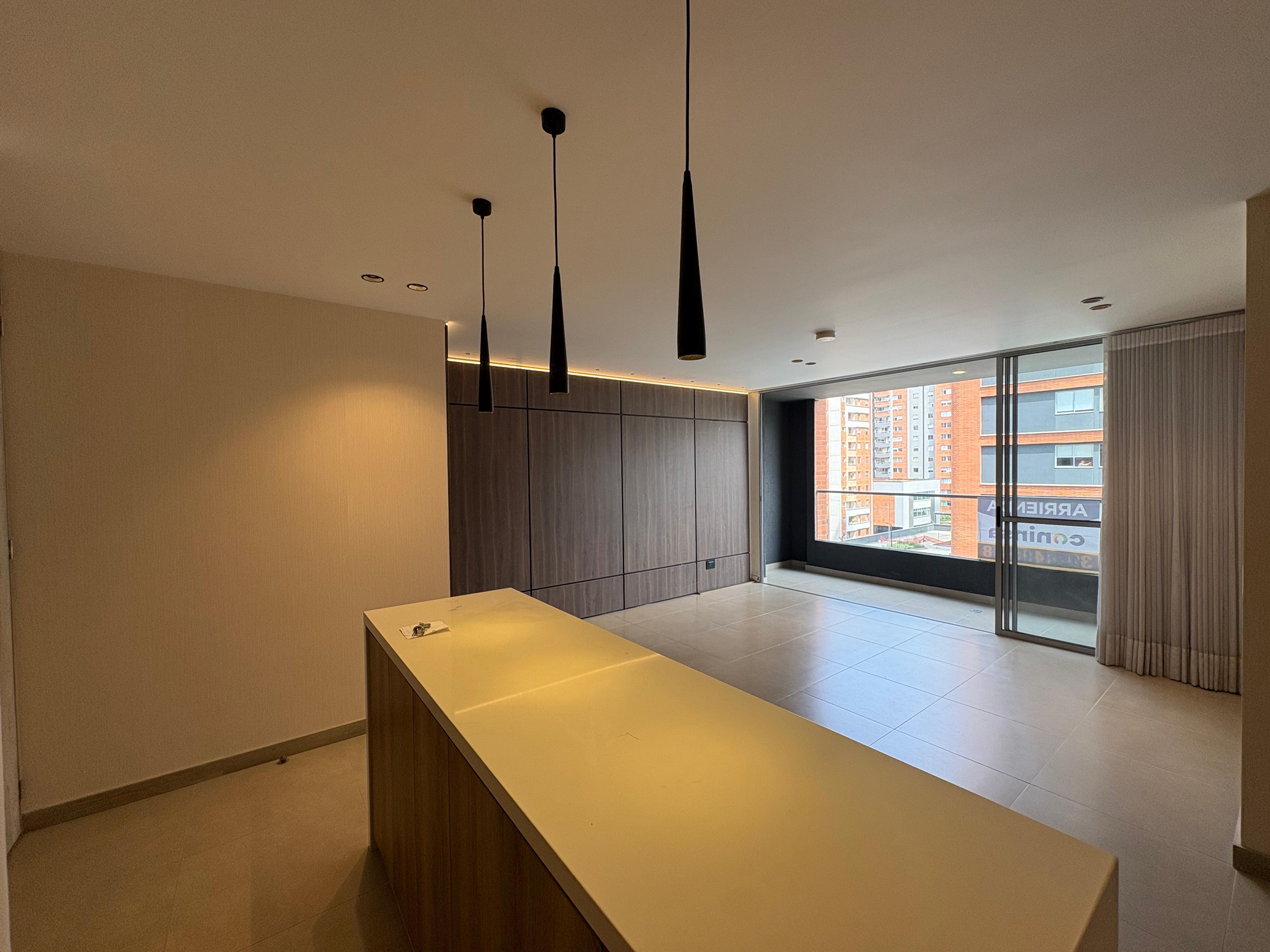 ARRIENDO APARTAMENTO, POBLADO CIUDAD DEL RIO