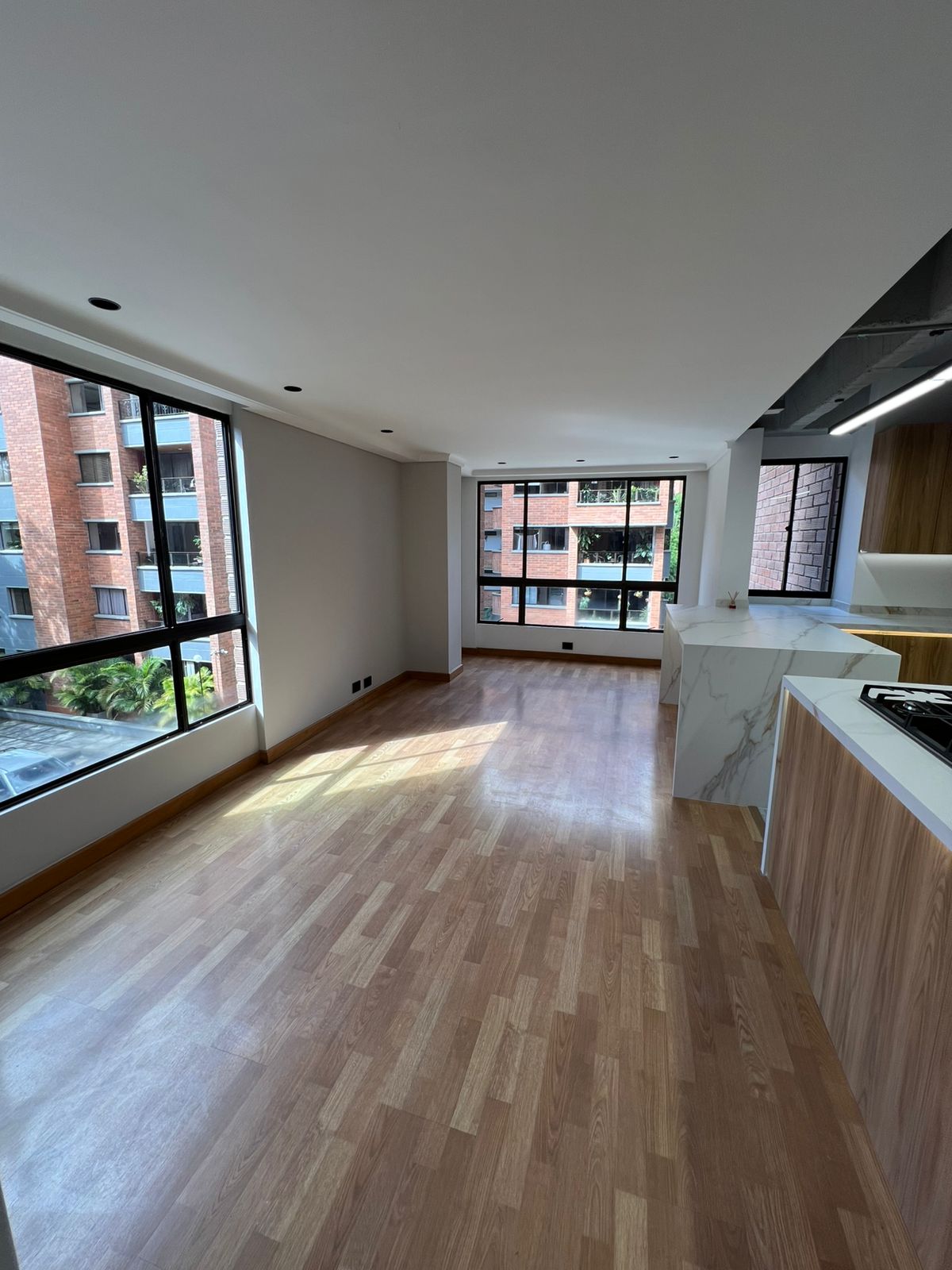 ARRIENDO APARTAMENTO, POBLADO LA CONCHA