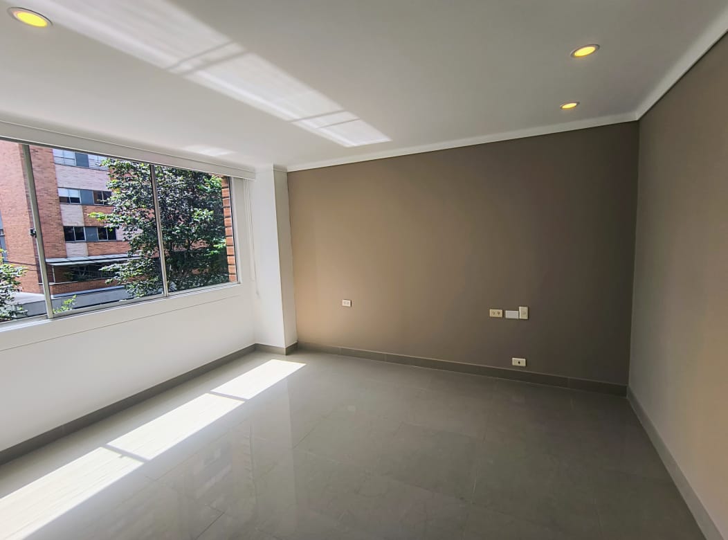 ARRIENDO APARTAMENTO - POBLADO LOMA DE LOS PARRA