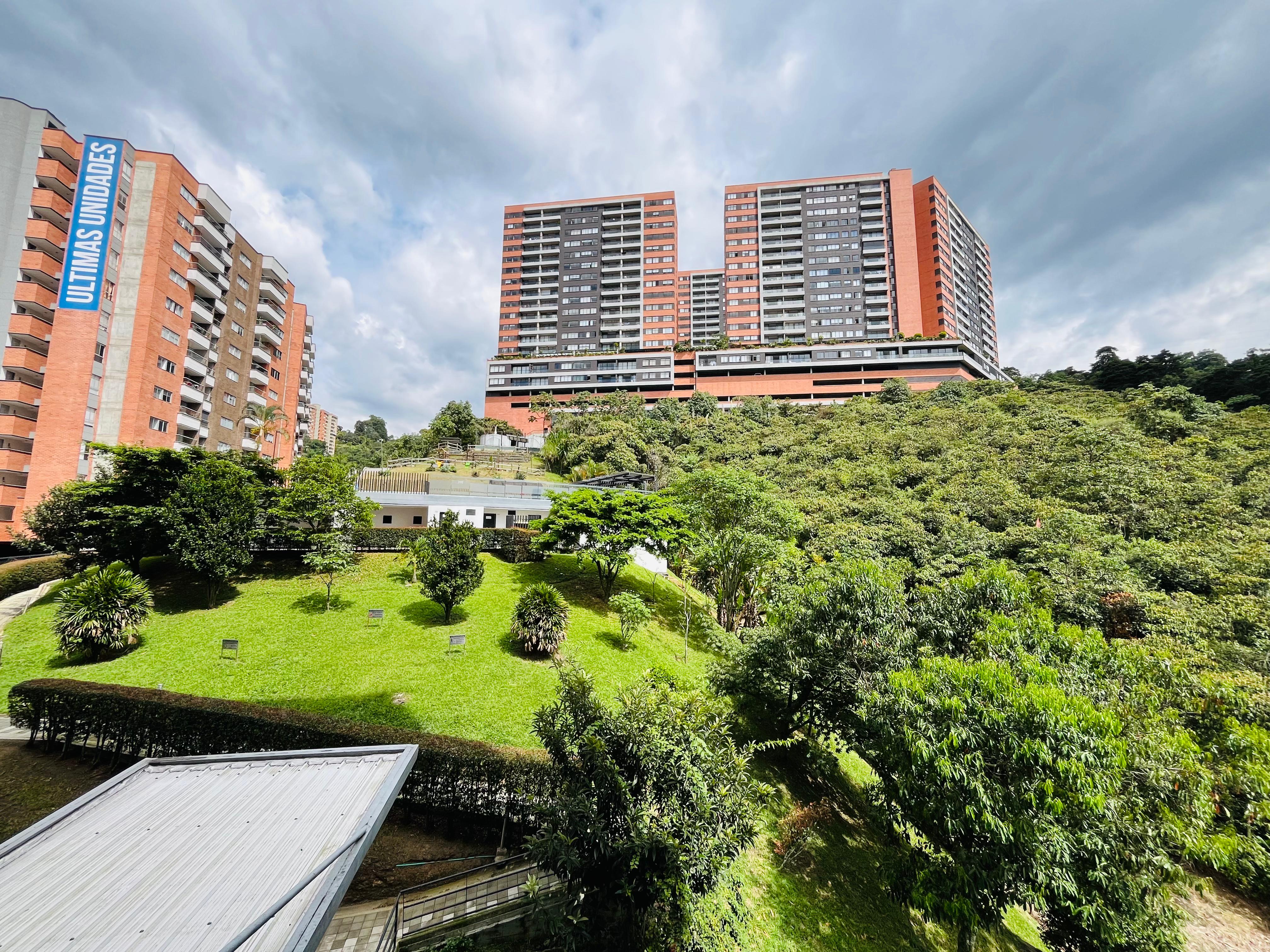 ARRIENDO APARTAMENTO - ENVIGADO TRIANON
