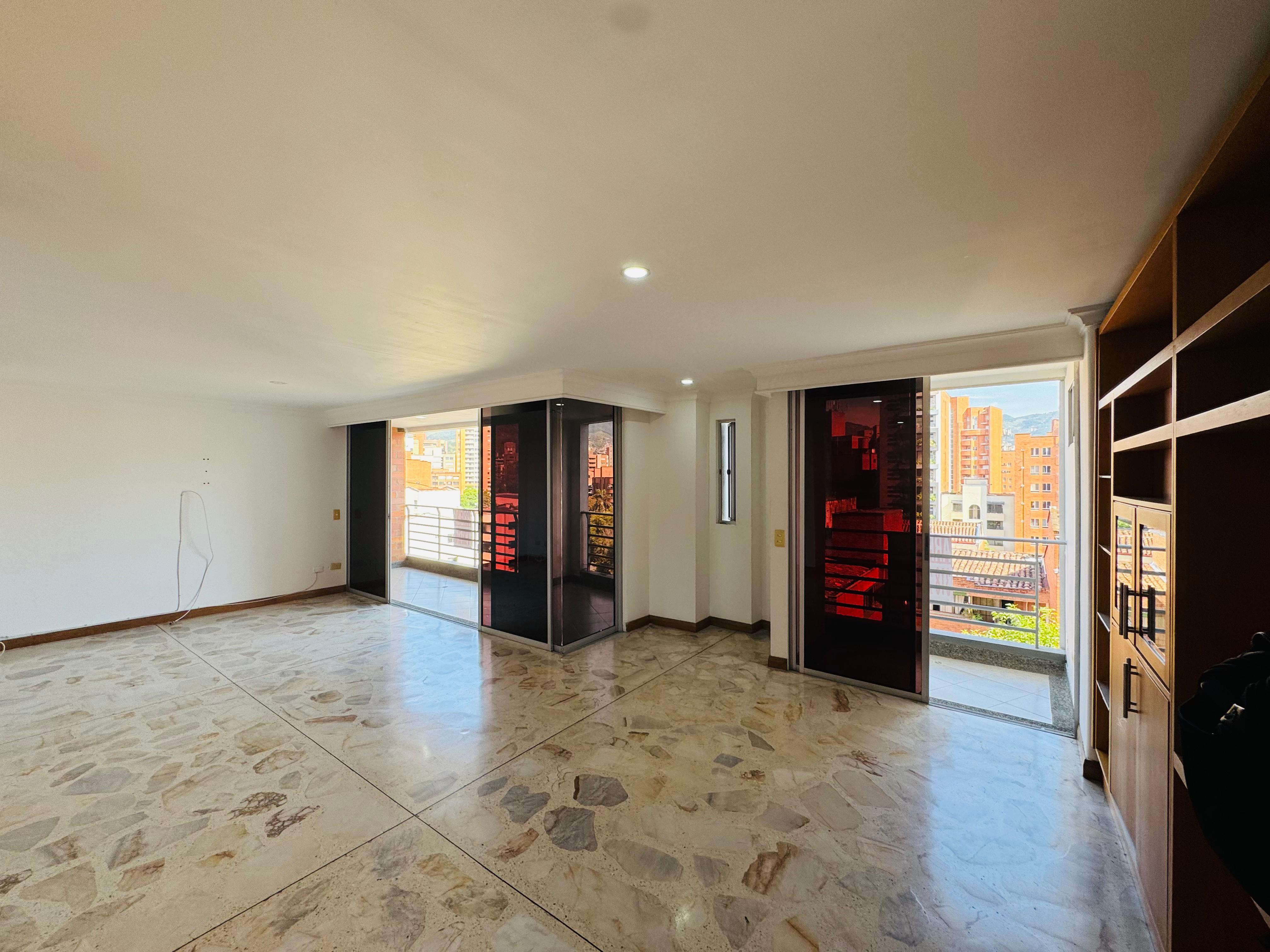 ARRIENDO APARTAMENTO - LAURELES