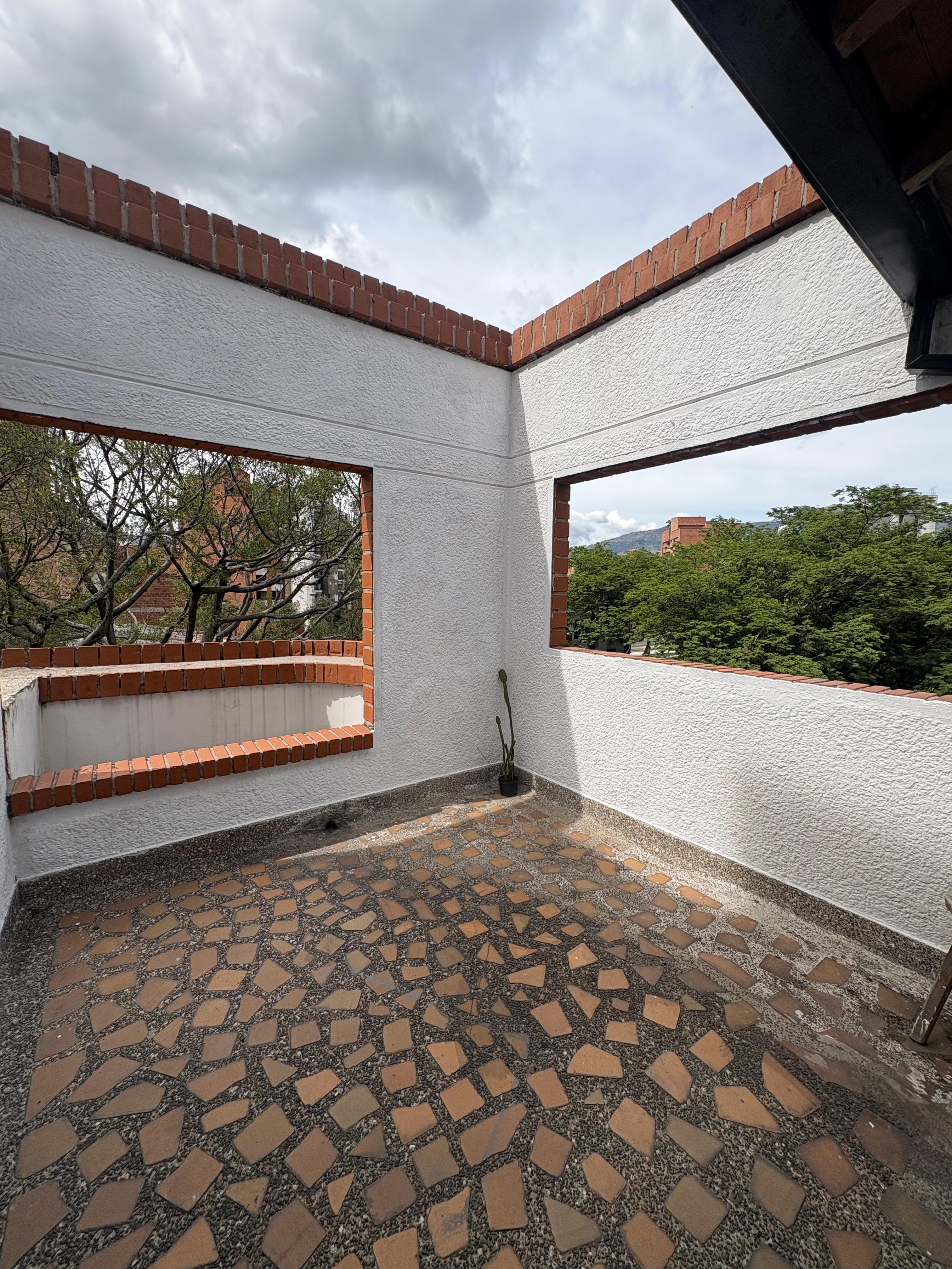ARRIENDO APARTAMENTO, LAURLES