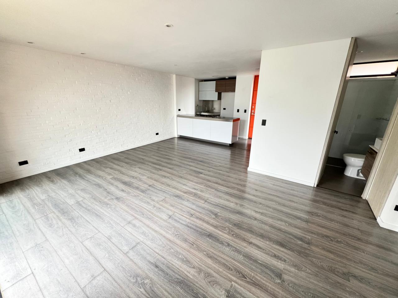 ARRIENDO APARTAESTUDIO - ENVIGADO LOMA DE LAS BRUJAS