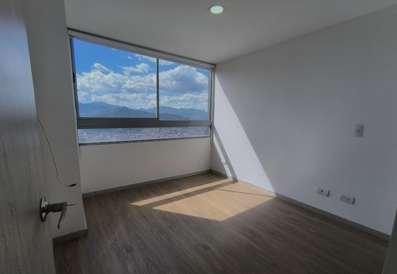 VE NTA  APARTAMENTO - SABANETA LAS LOMITAS