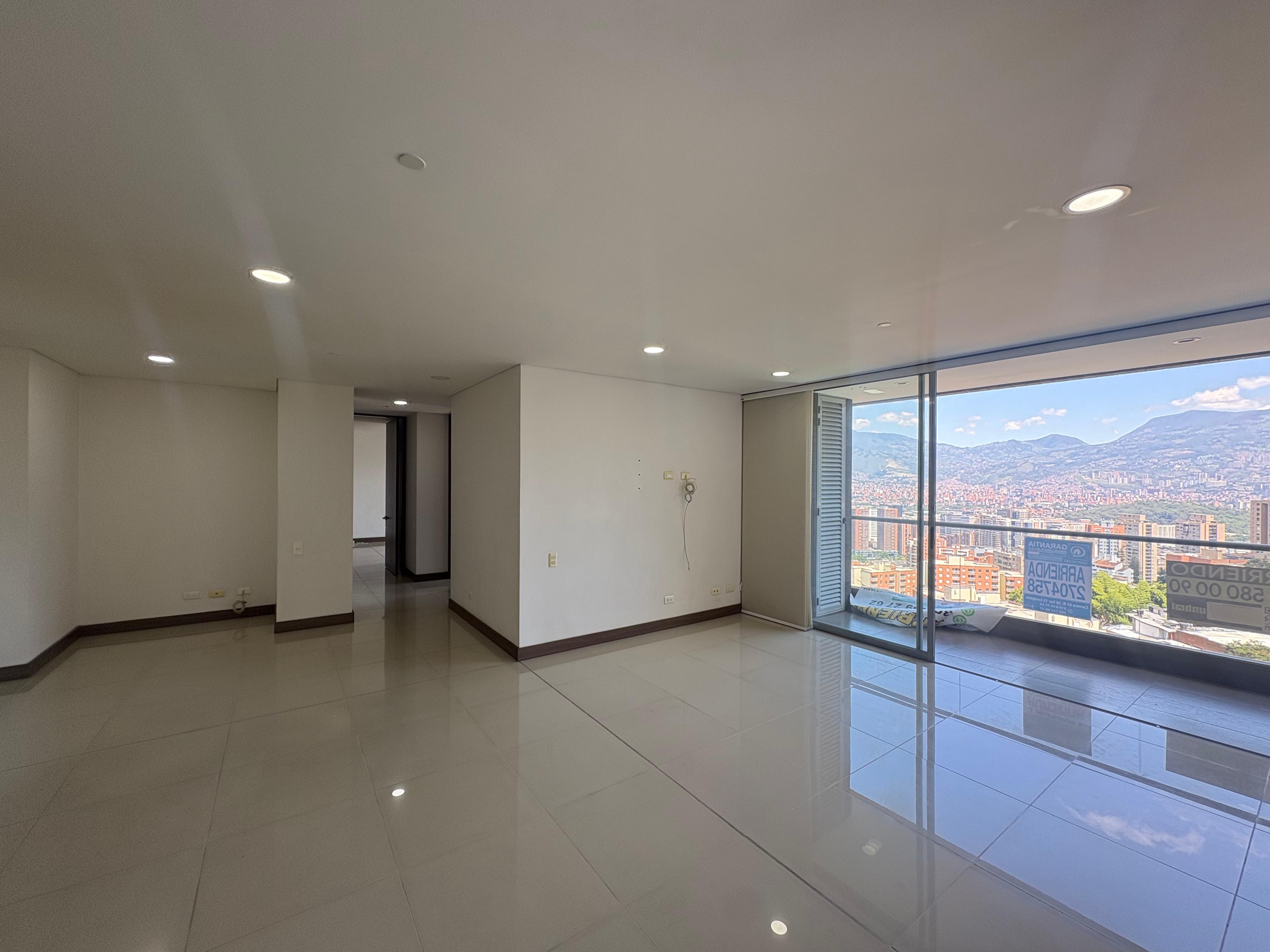 ARRIENDO APARTAMENTO, POBLADO CASTROPOL