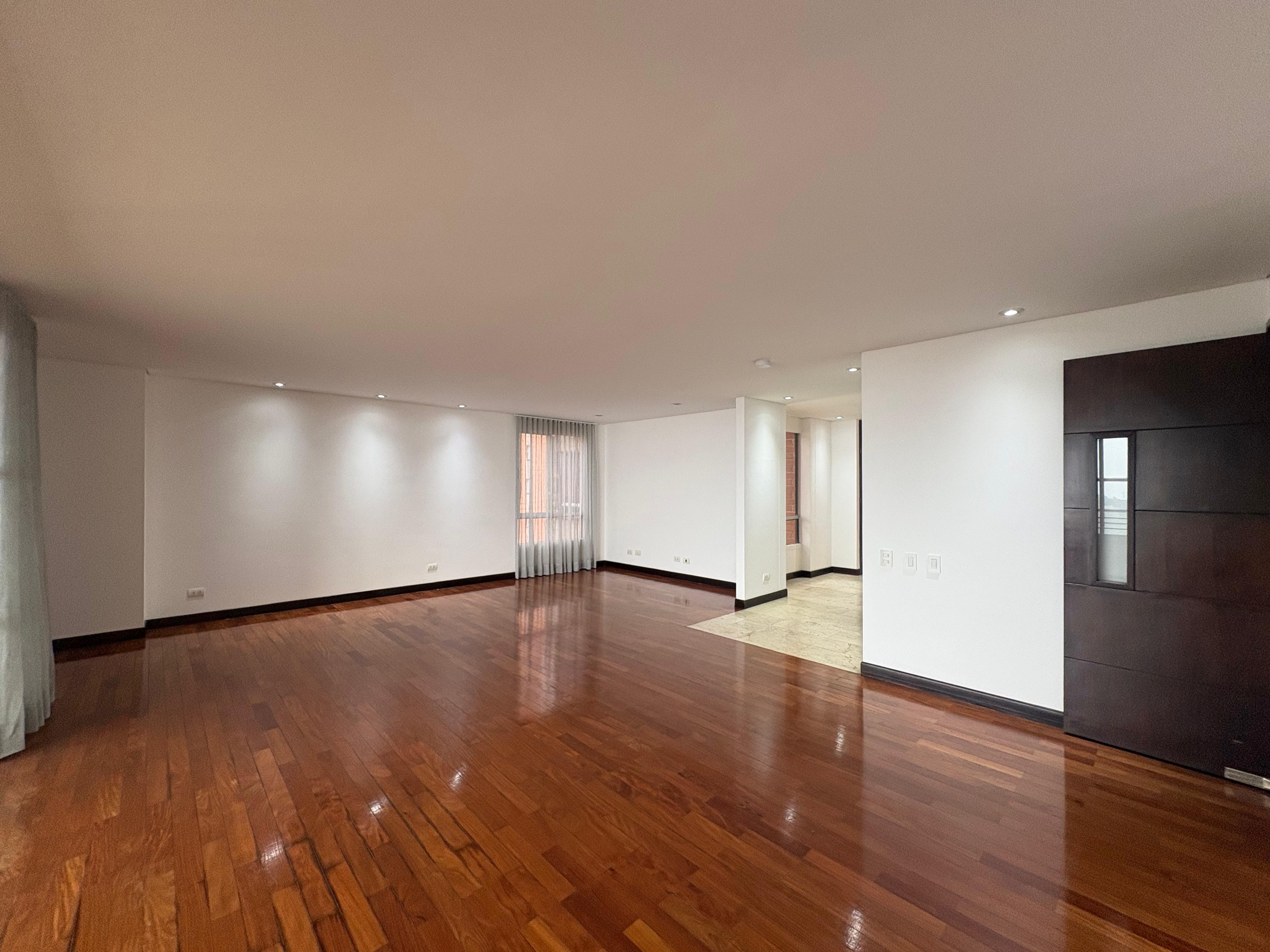 ARRIENDO APARTAMENTO, POBLADO CALERA