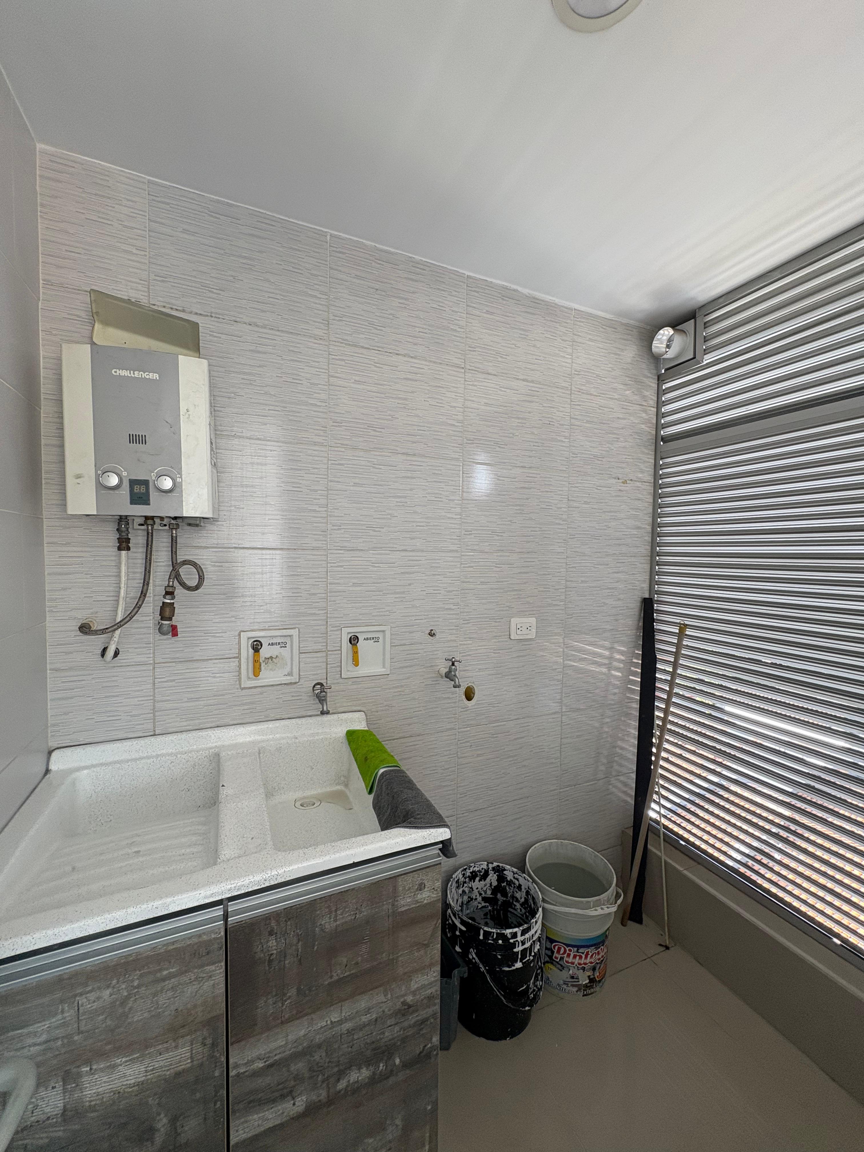 ARRIENDO APARTAMENTO, COLORES