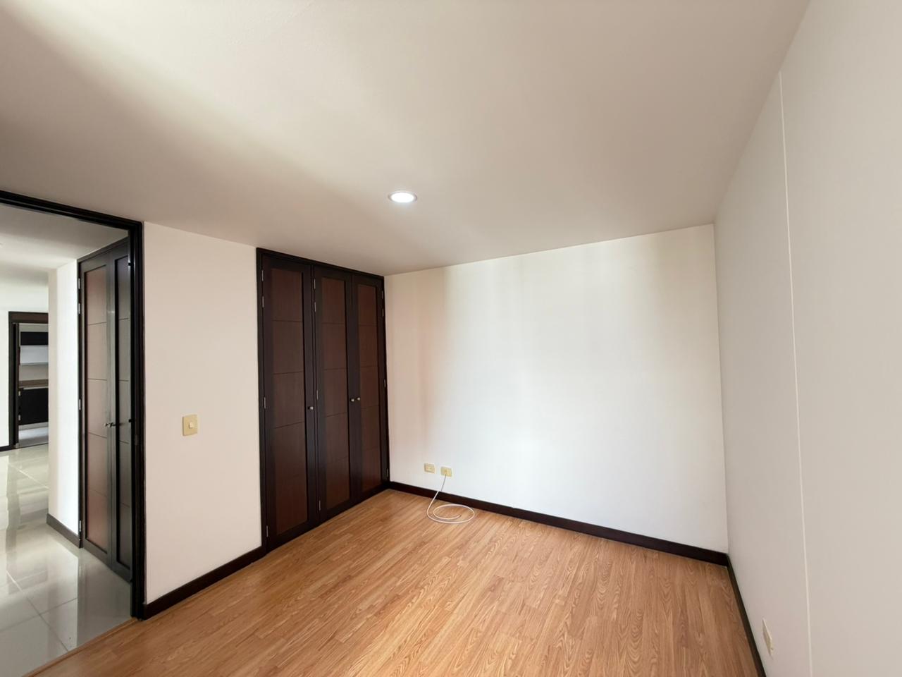 ARRIENDO APARTAMENTO - SANTA MARIA DE LOS ANGELES