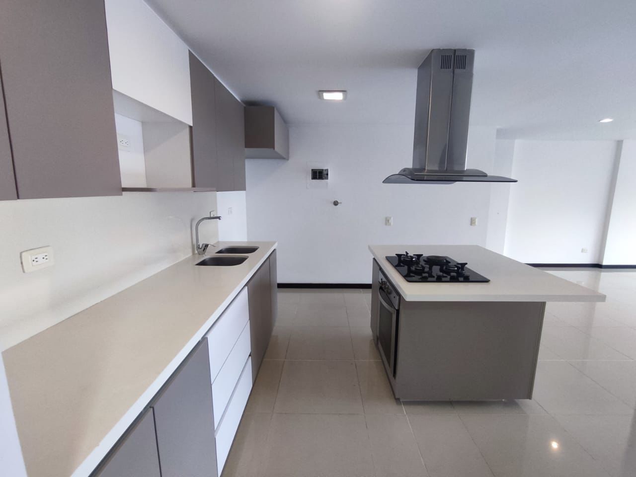 ARRIENDO APARTAMENTO, ENVIGADO BRUJAS