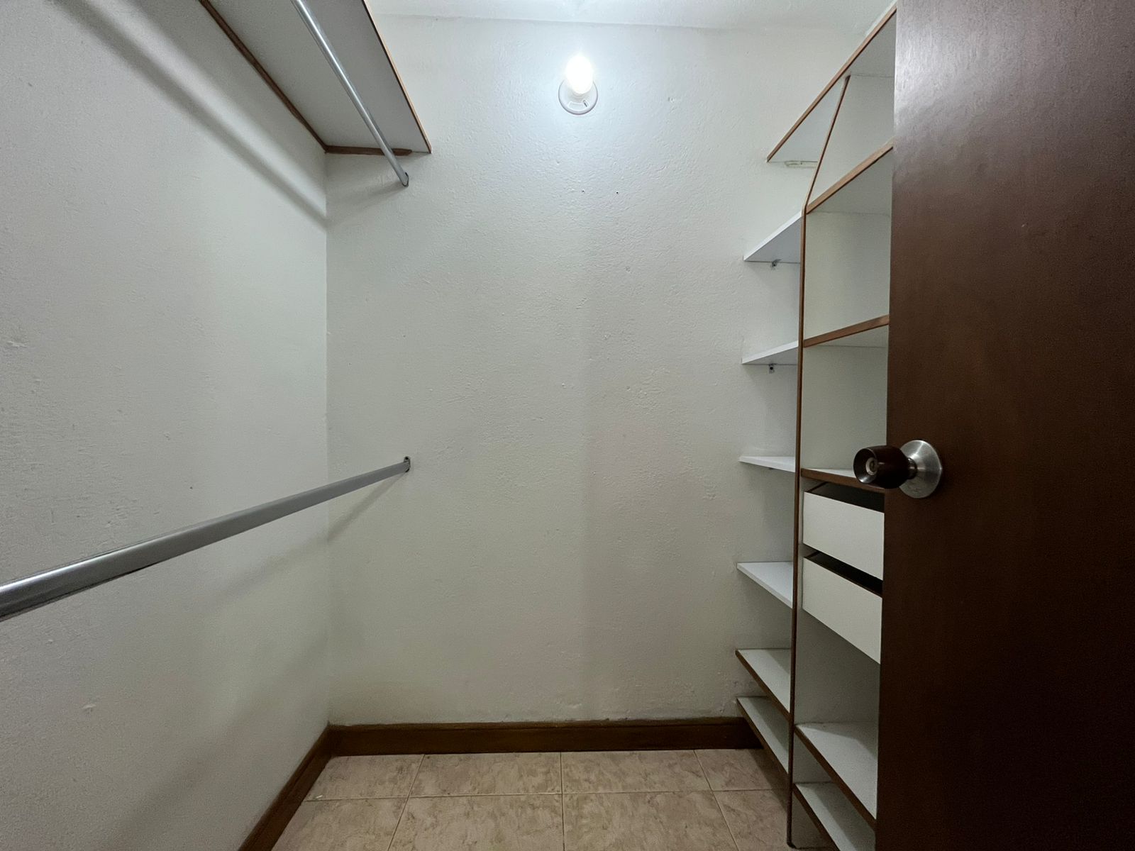 ARRIENDO CASA ENVIGADO BRUJAS