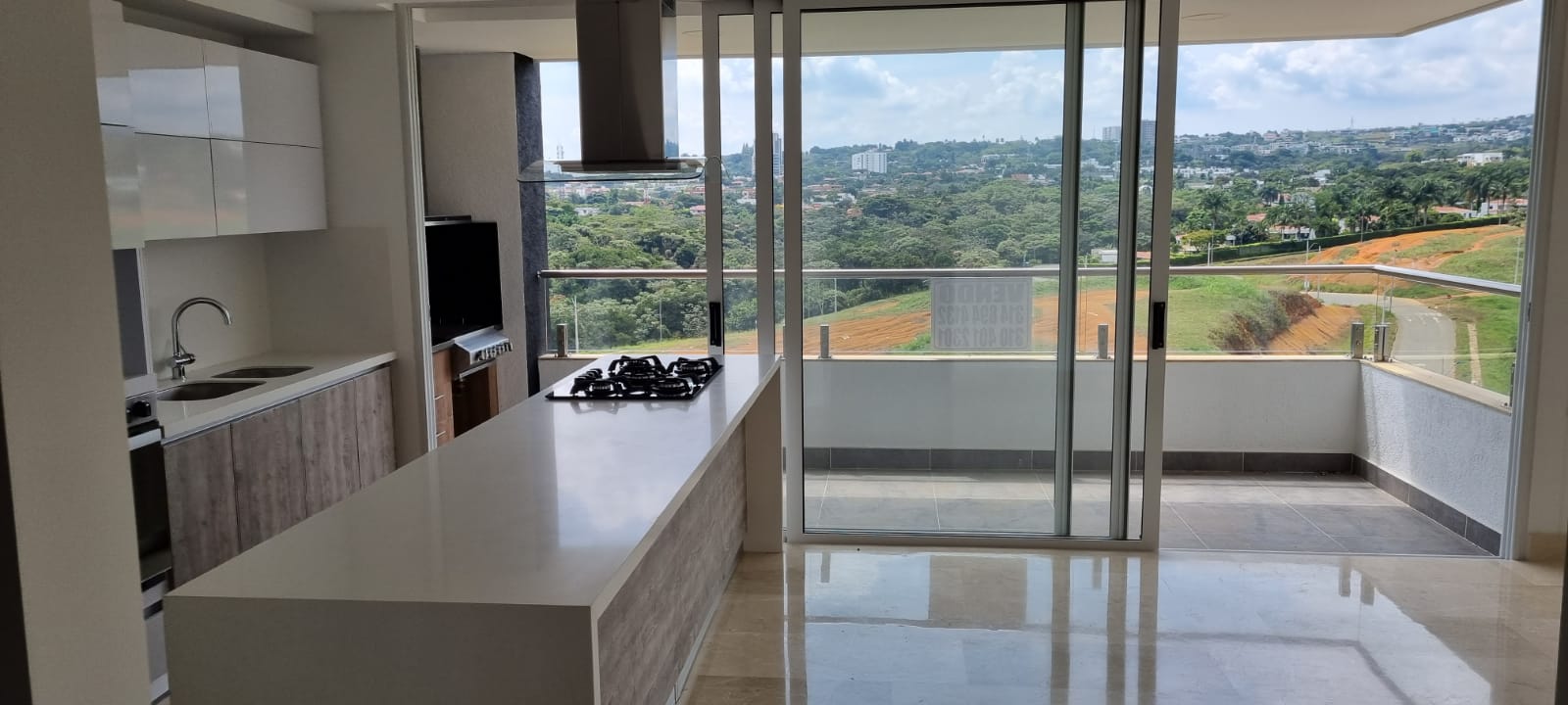 Vendo apartamento en Cuidad Jardín Condominio Ankara, Cali 