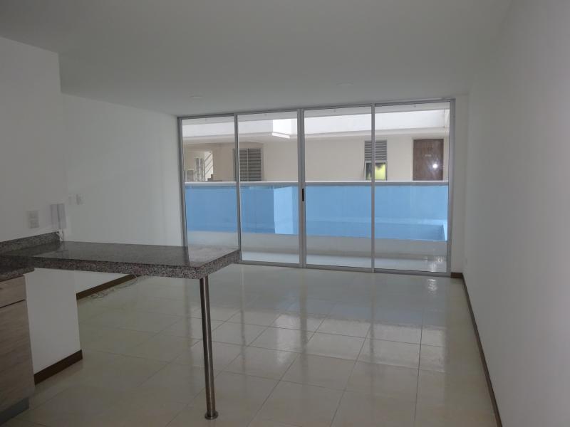 APARTAMENTO EN VENTA EN BARRIO  EL REFUGIO EN CALI