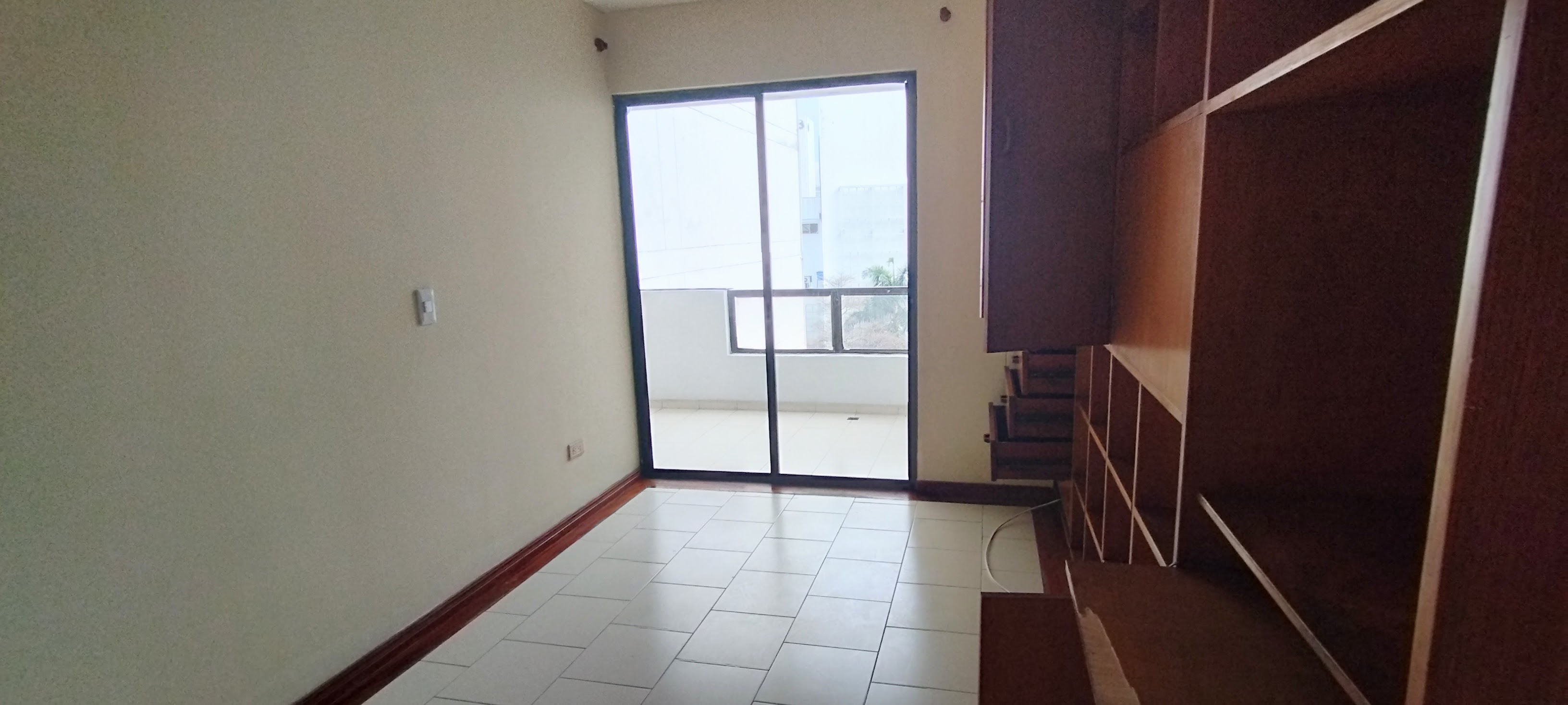 SE VENDE APTO EN EL BARRIO JUANAMBU DE CALI