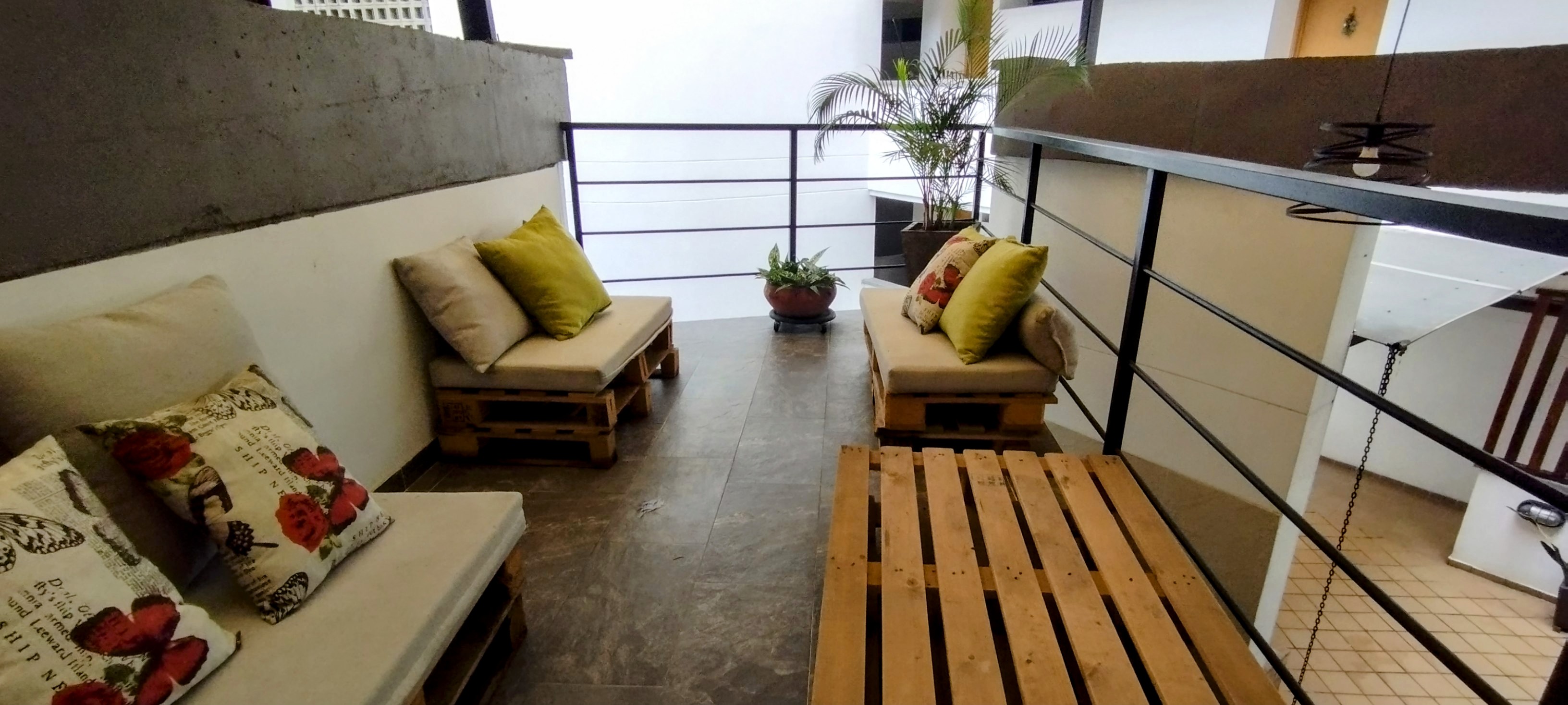 VENDO APARTAMENTO DE DOS DORMITORIOS EN EL BARRIO EL PEÑON - CALI