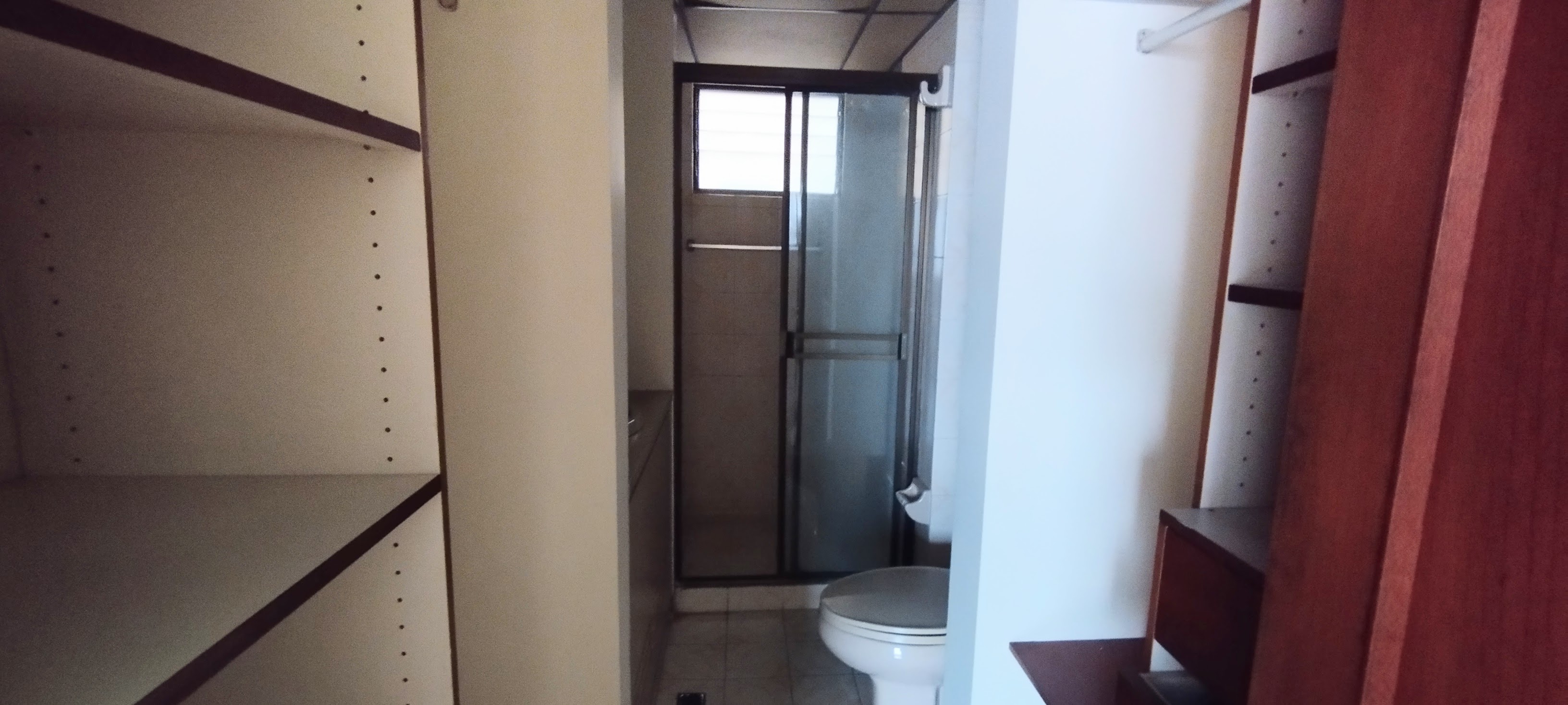 SE VENDE APTO EN EL BARRIO JUANAMBU DE CALI