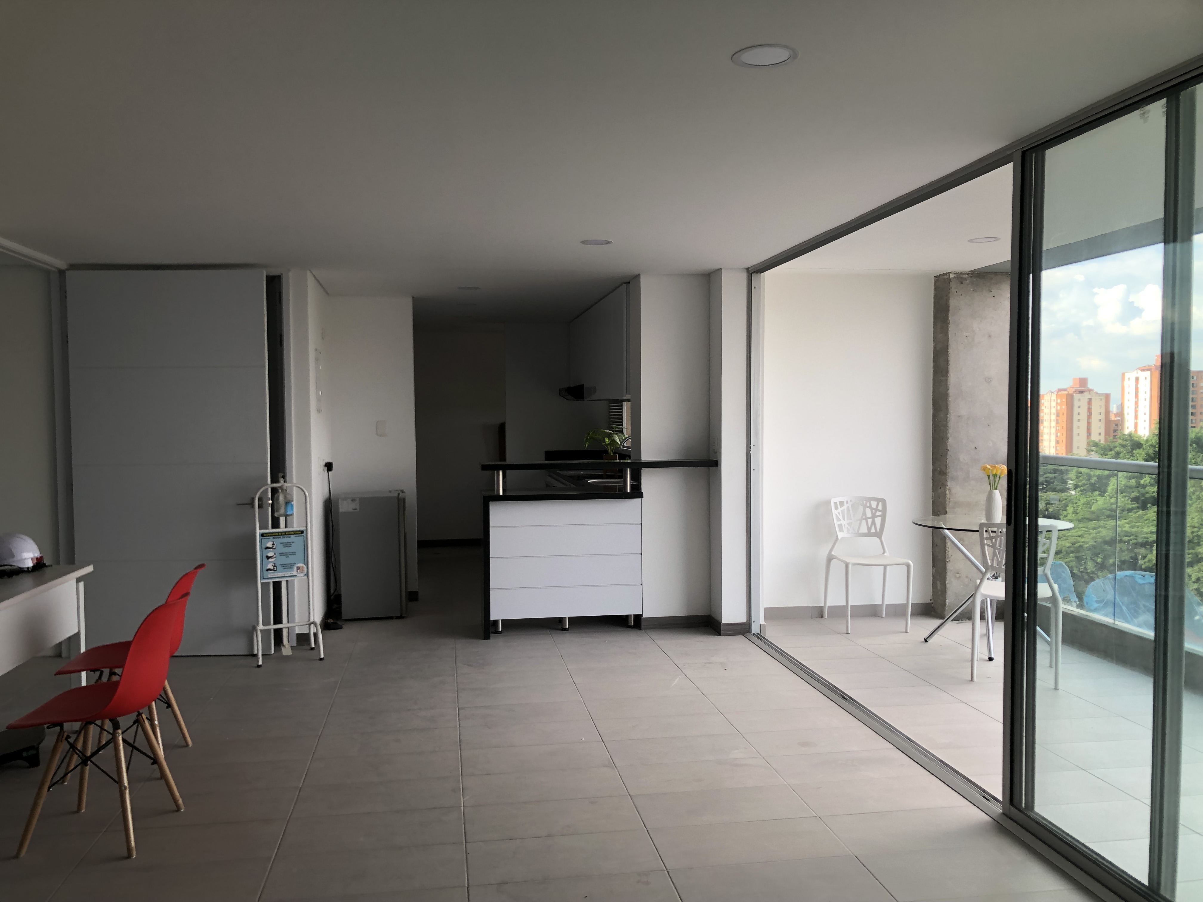 APARTAMENTO EN VENTA EN COLINAS DE GUADALUPE CALI