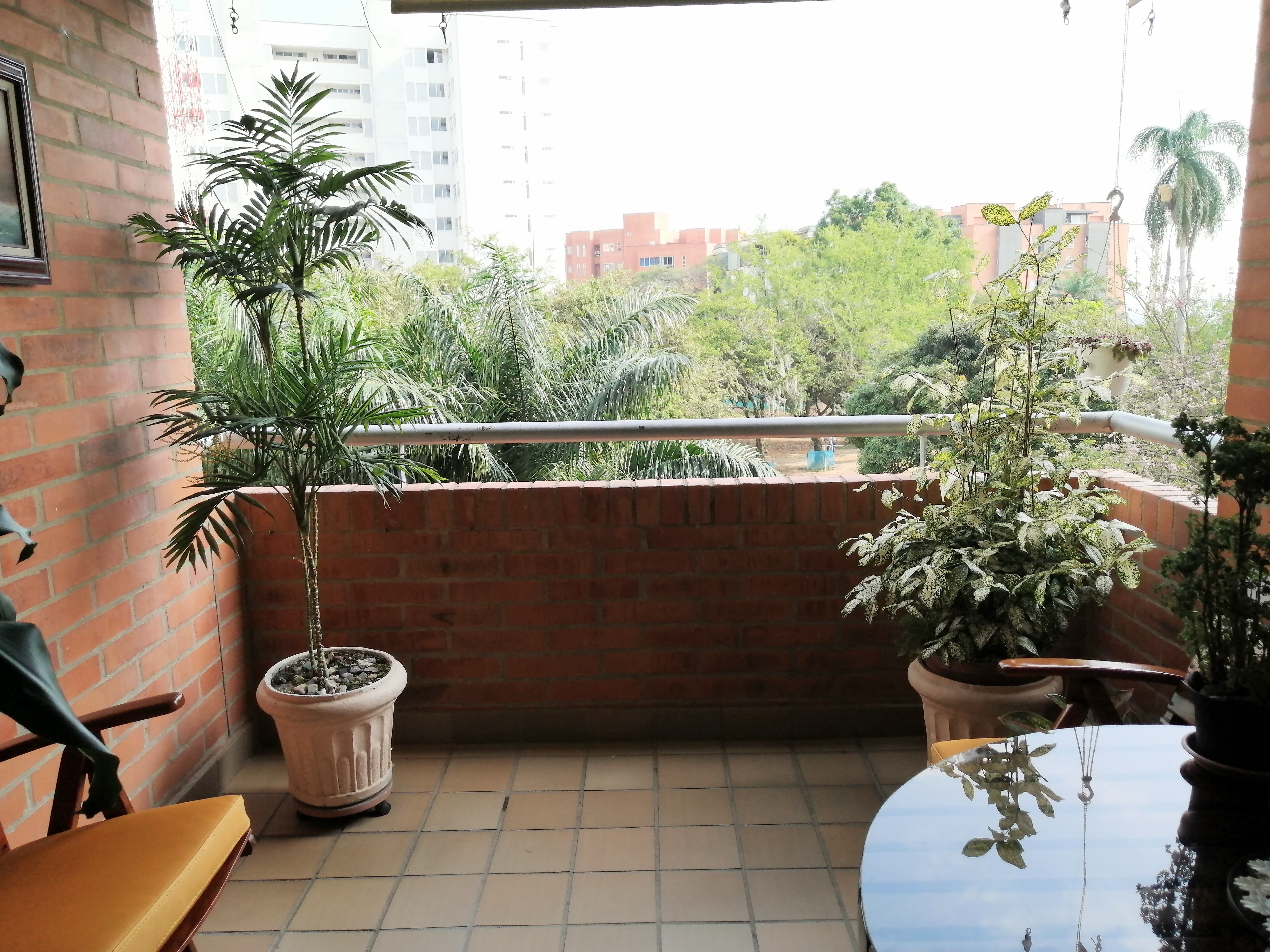 VENDEMOS LINDO APARTAMENTO EN TORRES DE CAMELOT