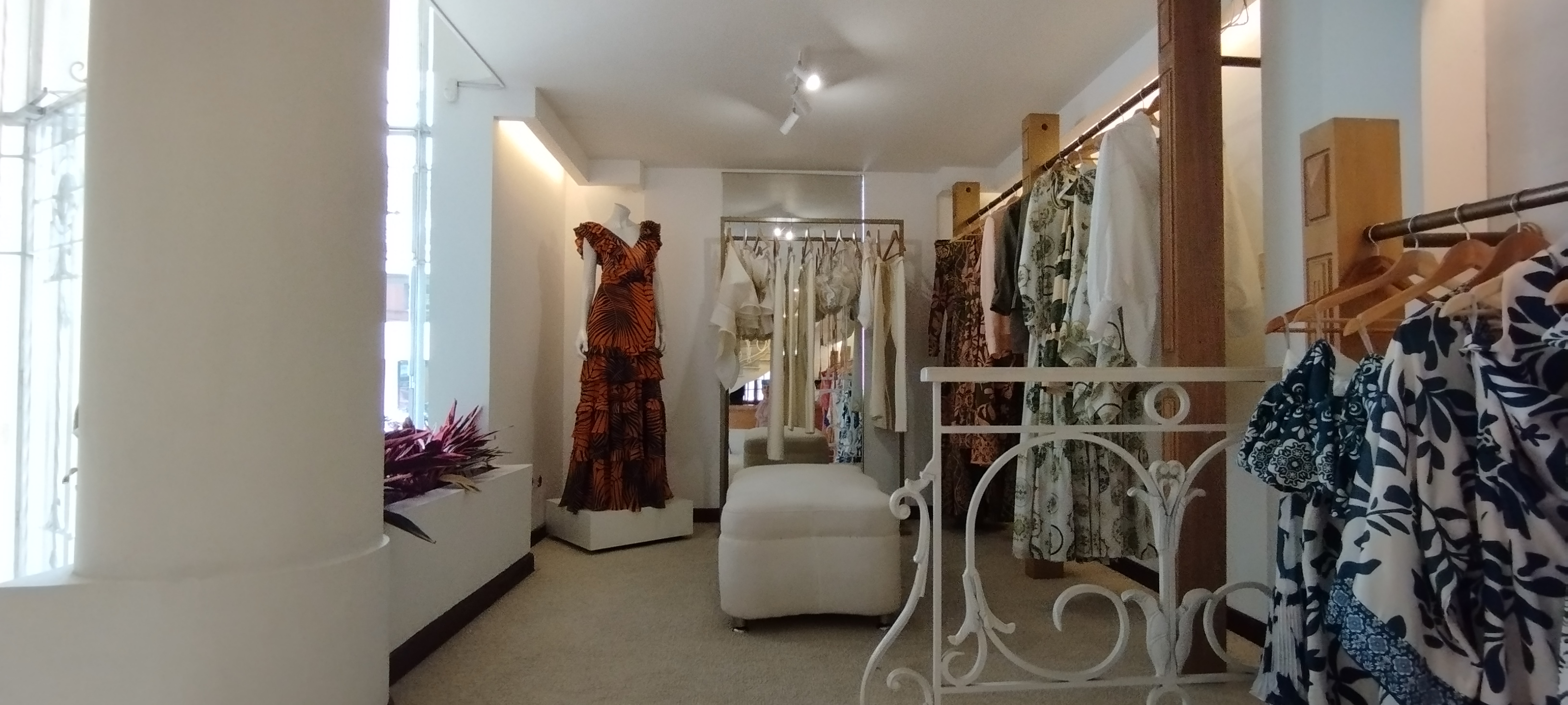CASA COMERCIAL EN SANTA MONICA NORTE DE CALI