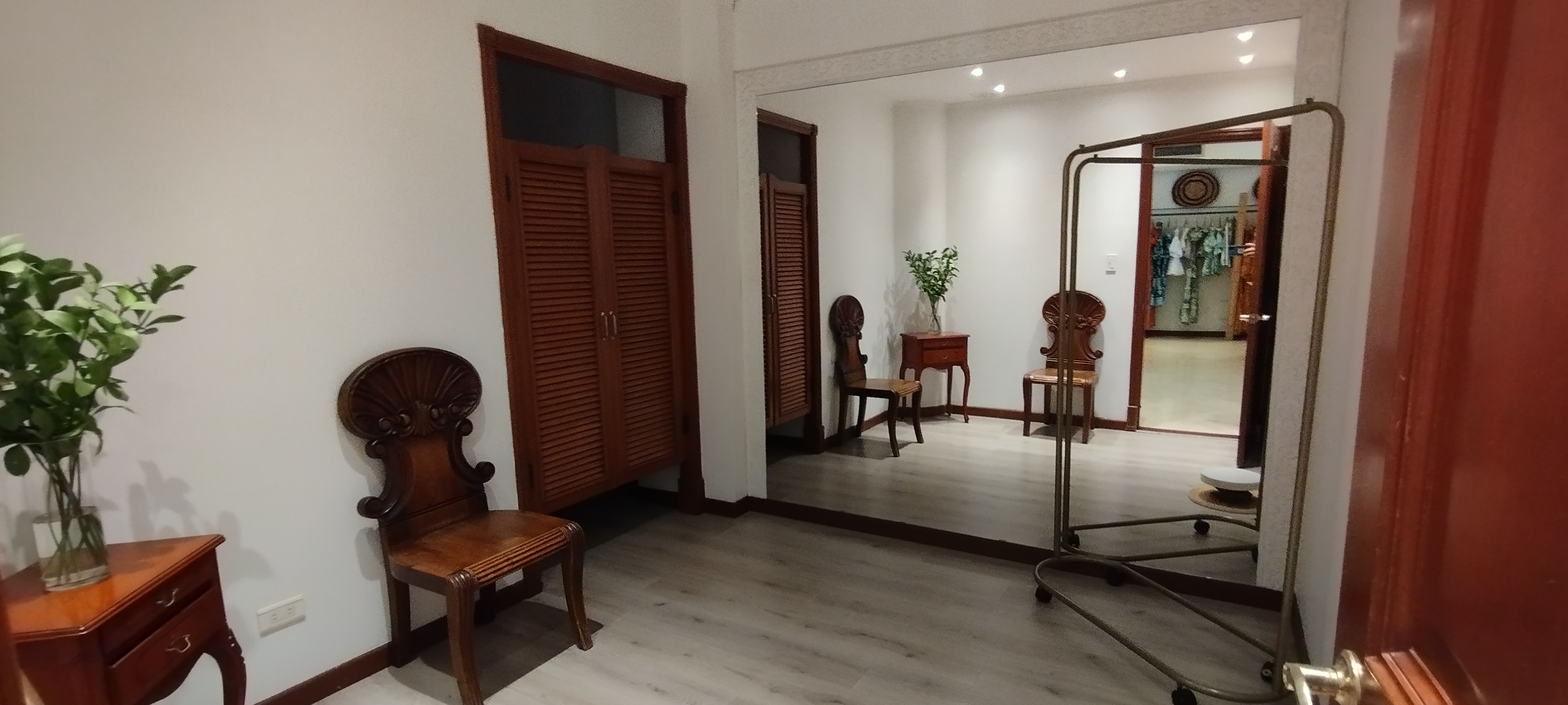 CASA COMERCIAL EN SANTA MONICA NORTE DE CALI
