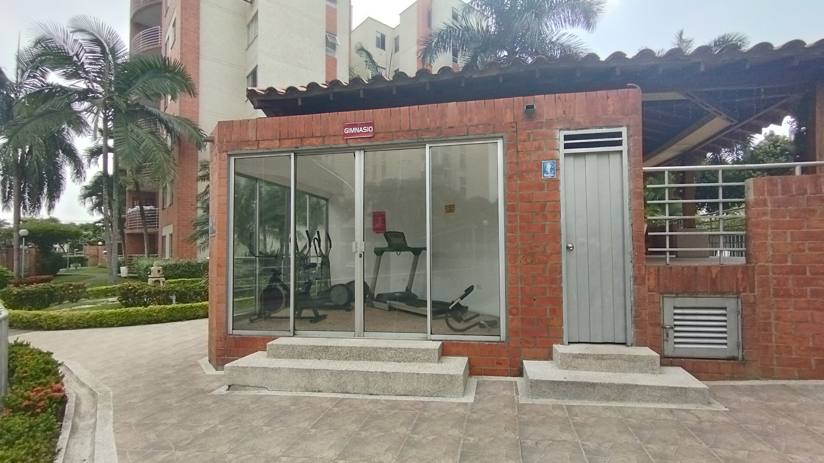 APARTAMENTO EN VENTA EN TORRES DE SANTORINO CALI