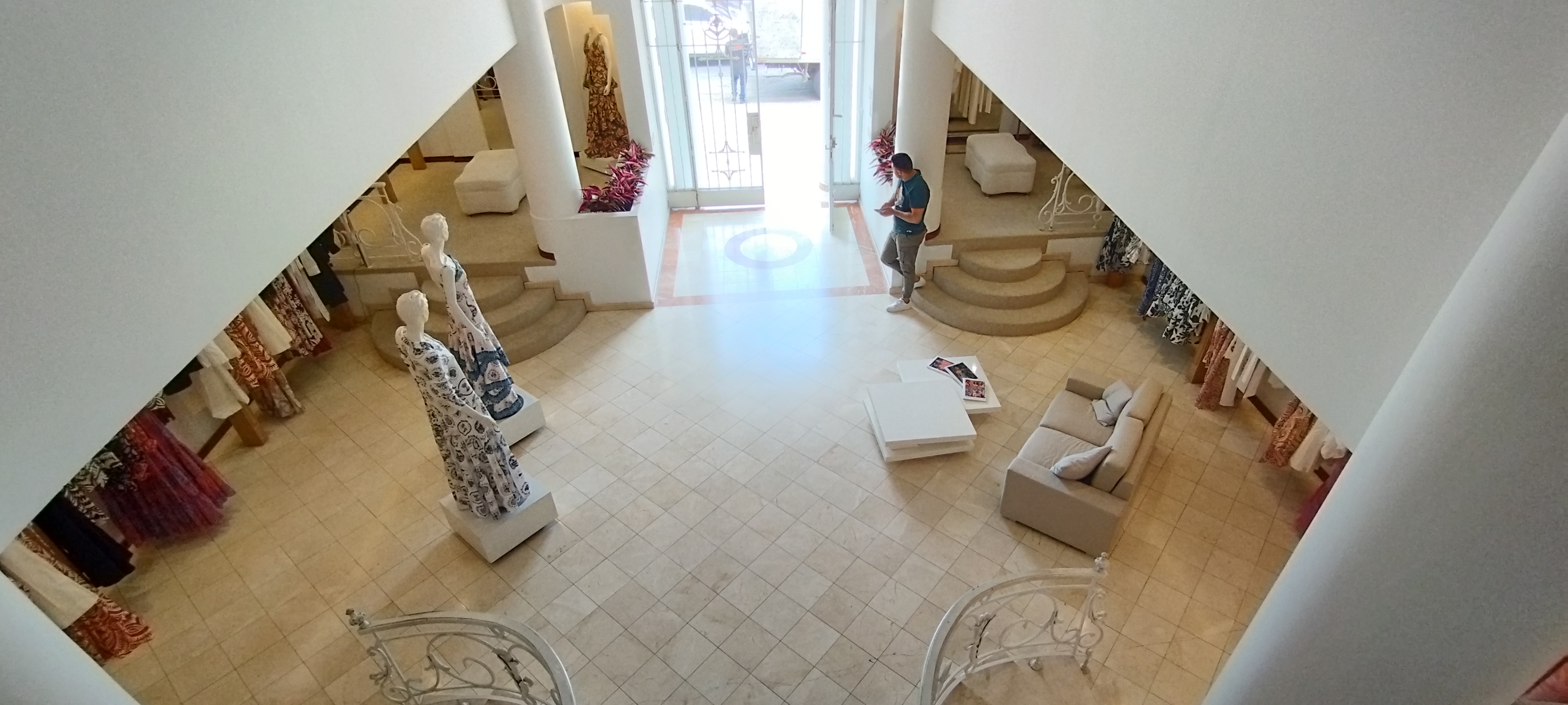 CASA COMERCIAL EN SANTA MONICA NORTE DE CALI