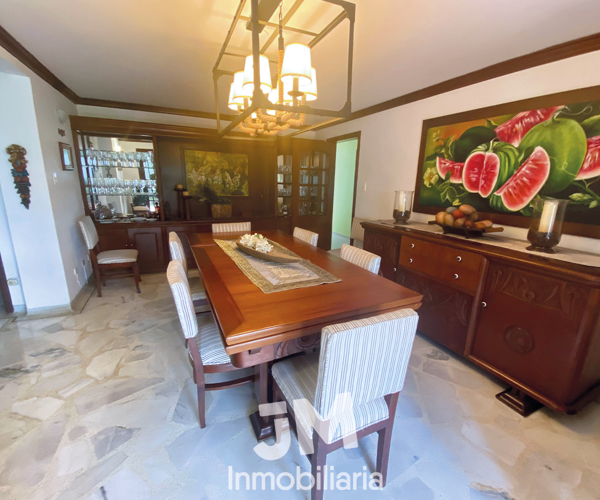CASA EN VENTA EN LOMA DE LA RIVERITA