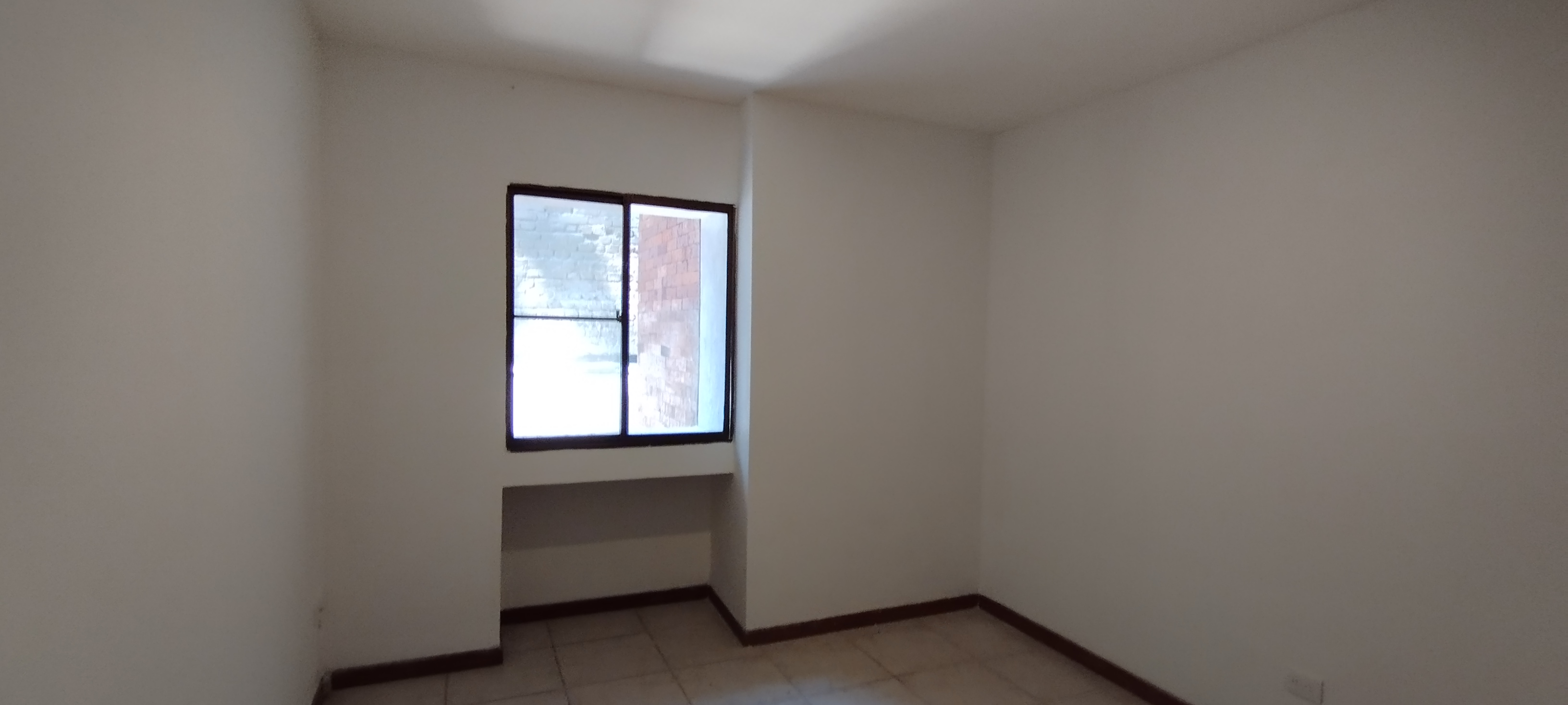 APARTAMENTO EN LA ARBOLEDA CALI