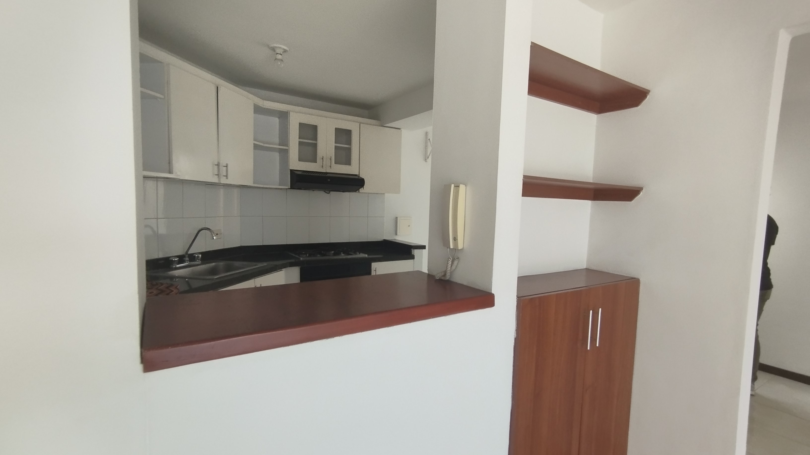APARTAMENTO EN VENTA EN TORRES DE SANTORINO CALI