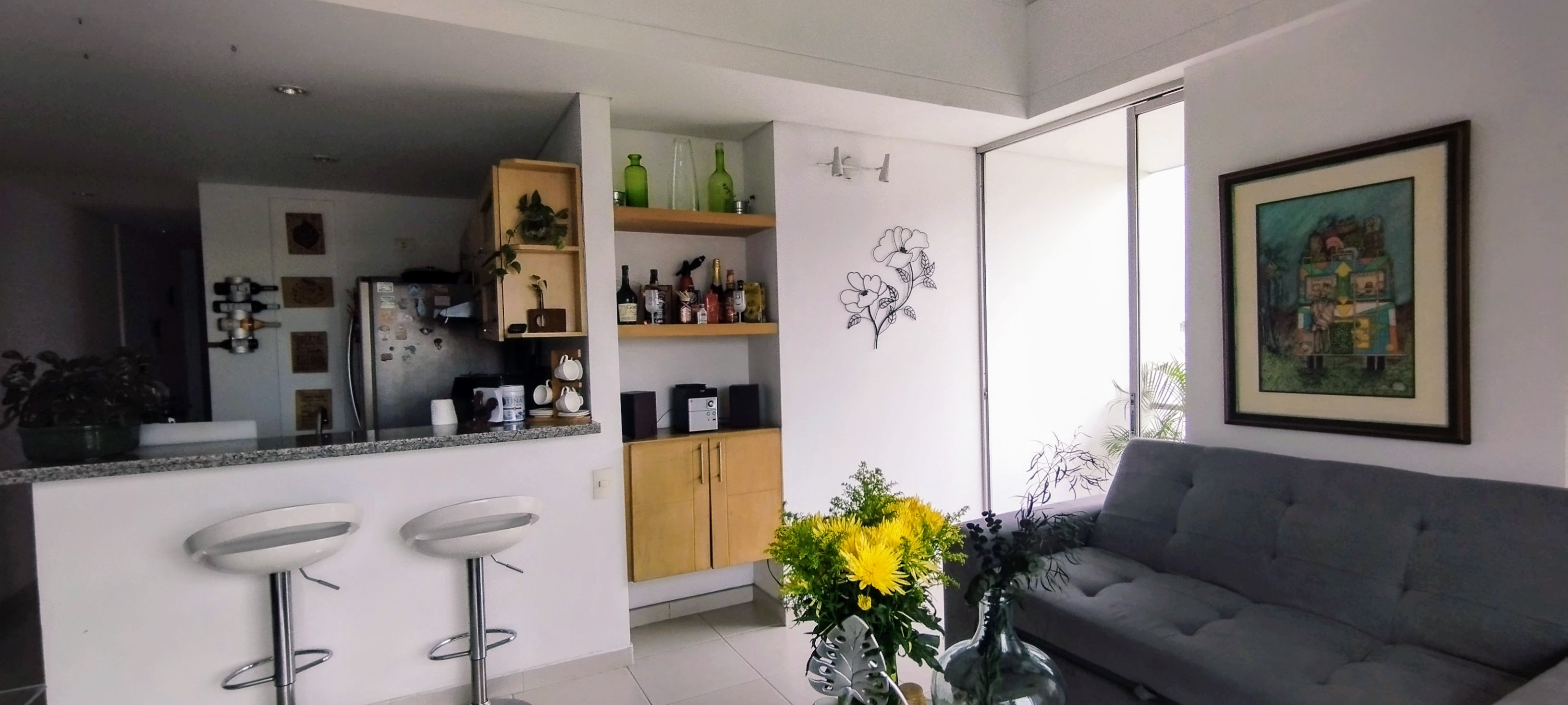 VENDO APARTAMENTO DE DOS DORMITORIOS EN EL BARRIO EL PEÑON - CALI