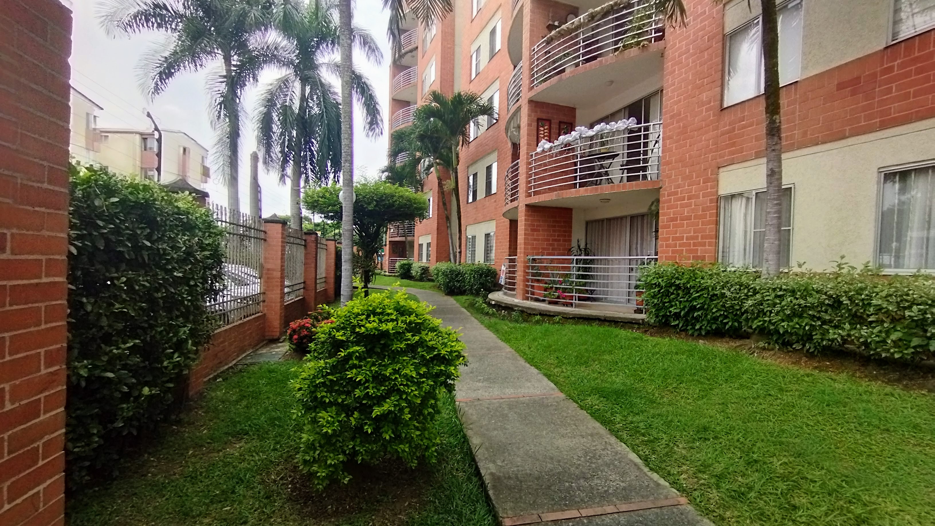 APARTAMENTO EN VENTA EN TORRES DE SANTORINO CALI