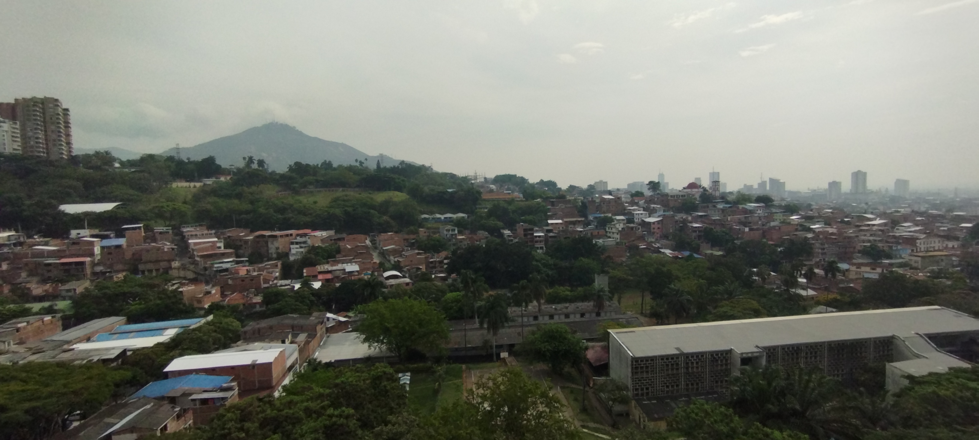 APARTAMENTO EN VENTA EN BARRIO MIRAFLORES EN CALI