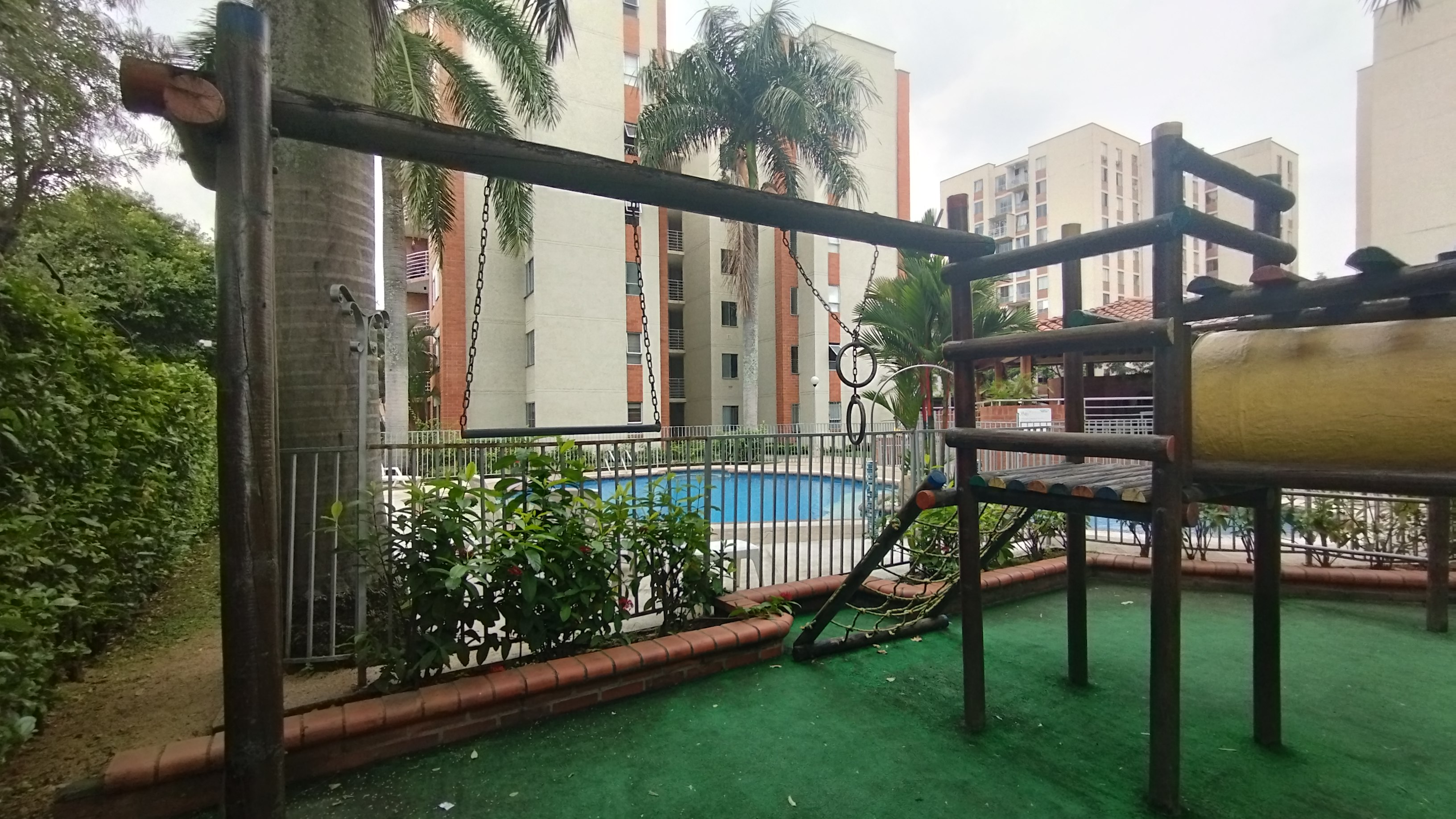 APARTAMENTO EN VENTA EN TORRES DE SANTORINO CALI