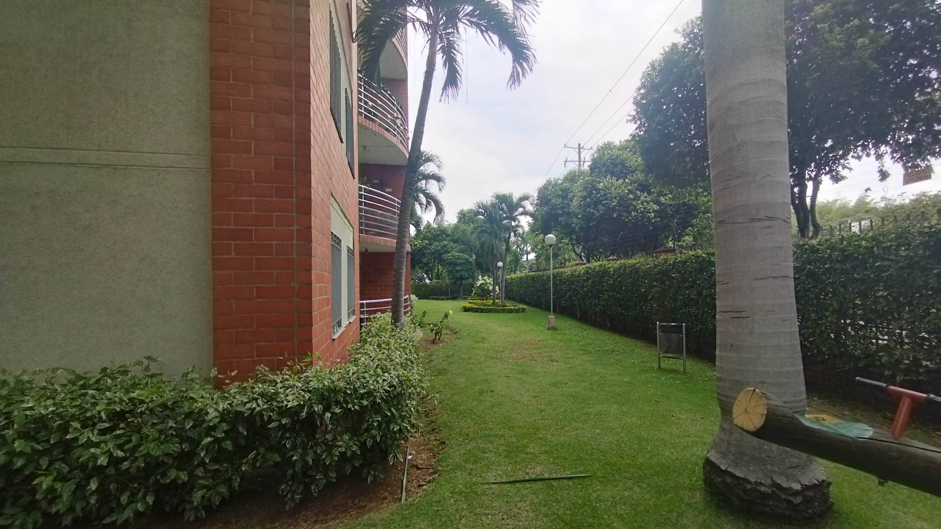 APARTAMENTO EN VENTA EN TORRES DE SANTORINO CALI
