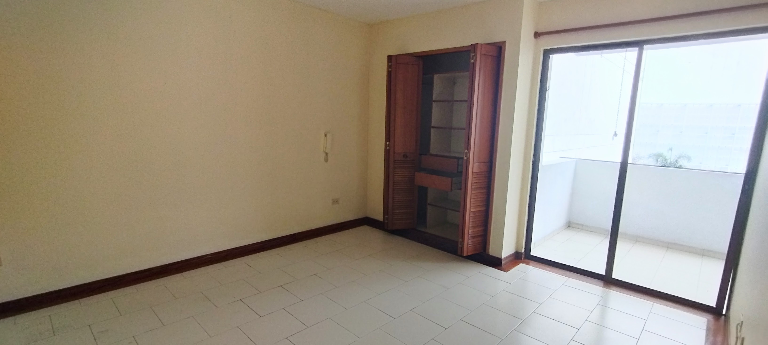 SE VENDE APTO EN EL BARRIO JUANAMBU DE CALI