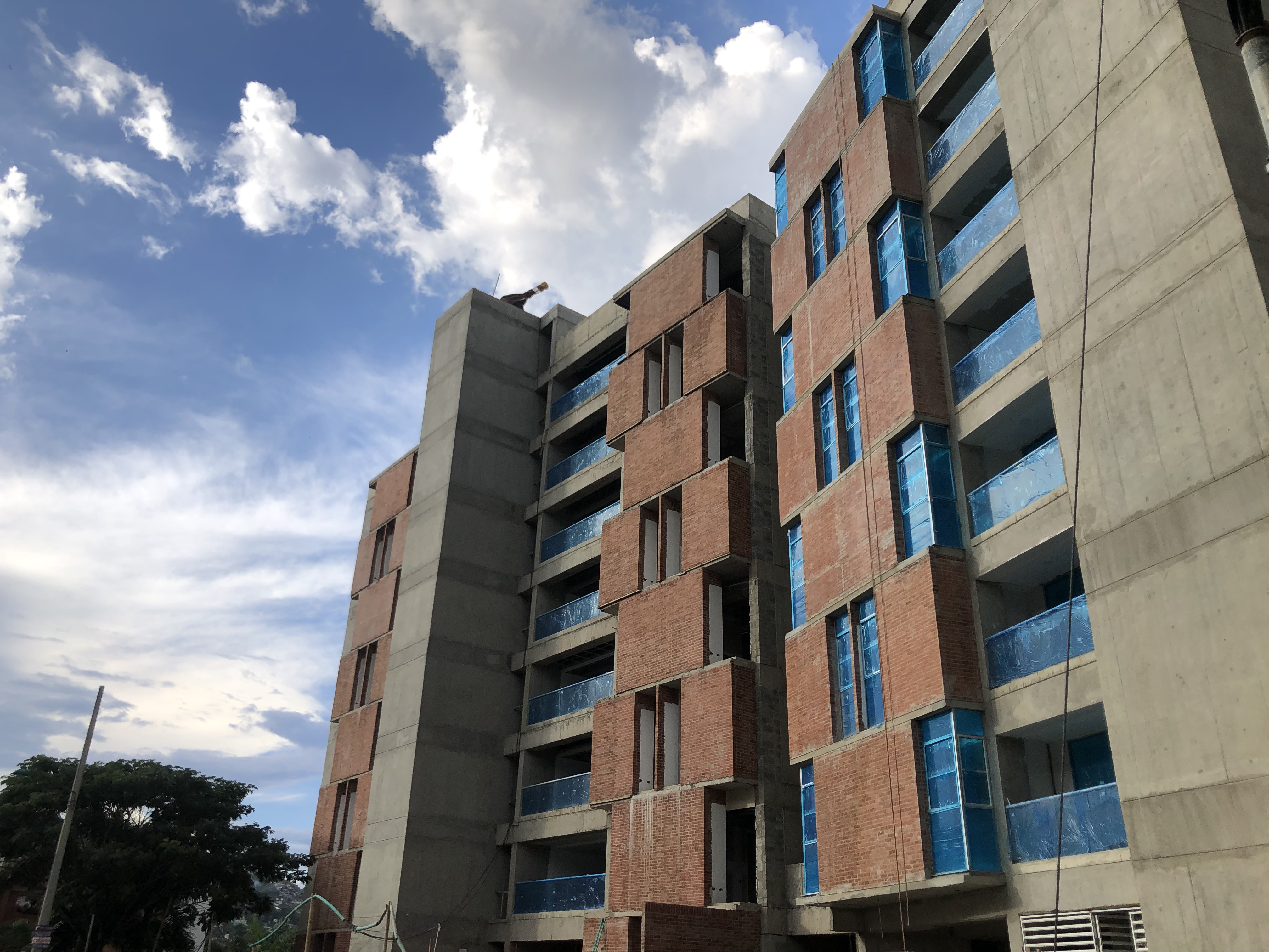 APARTAMENTO EN VENTA EN COLINAS DE GUADALUPE CALI
