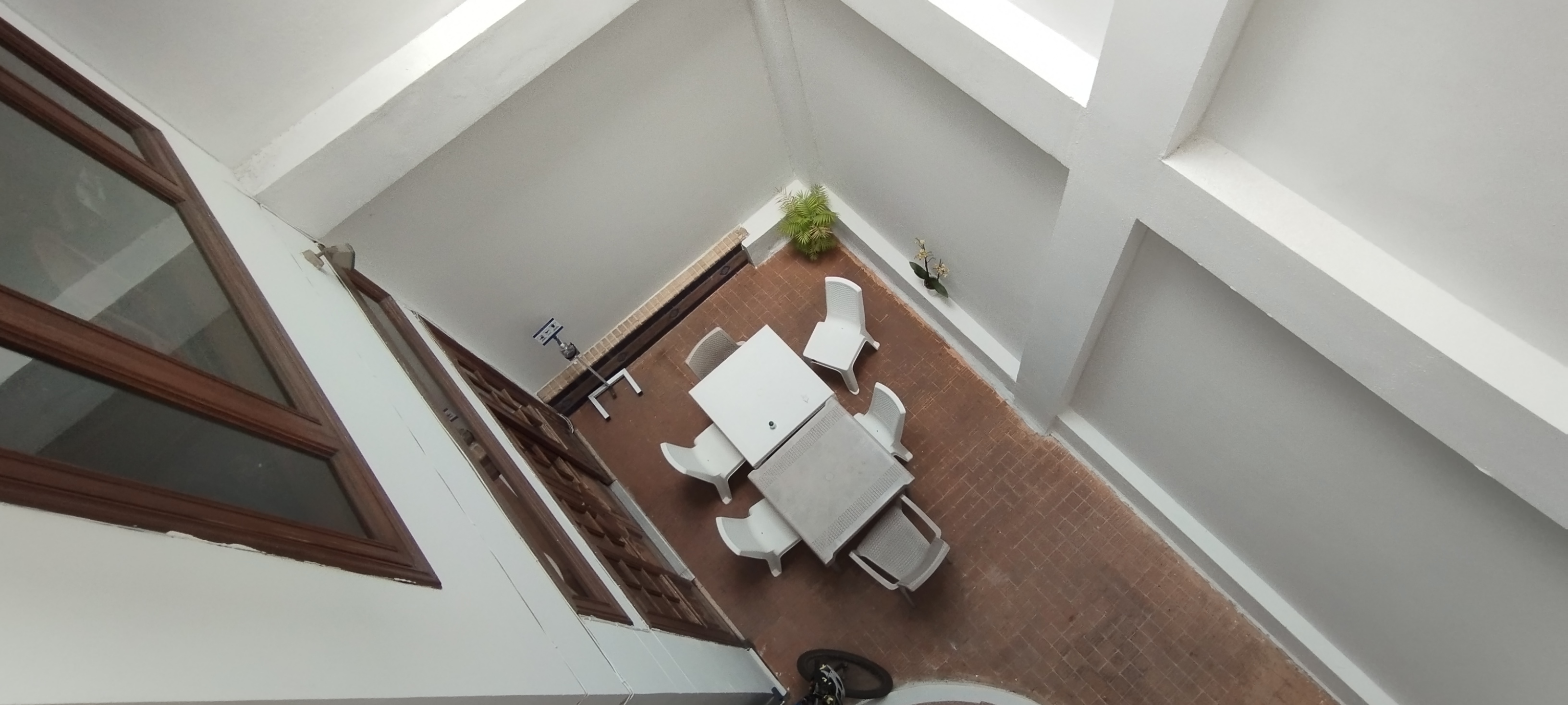 CASA COMERCIAL EN SANTA MONICA NORTE DE CALI