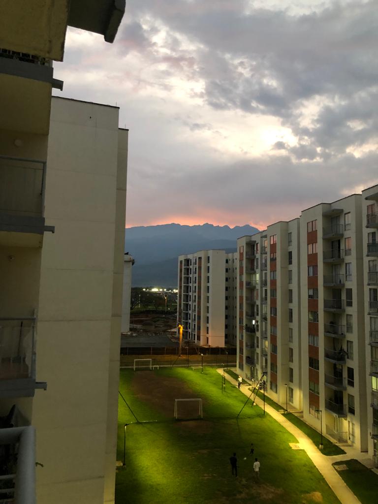 CONJUNTO RESIDENCIAL LOS NARANJOS MANZANA 4