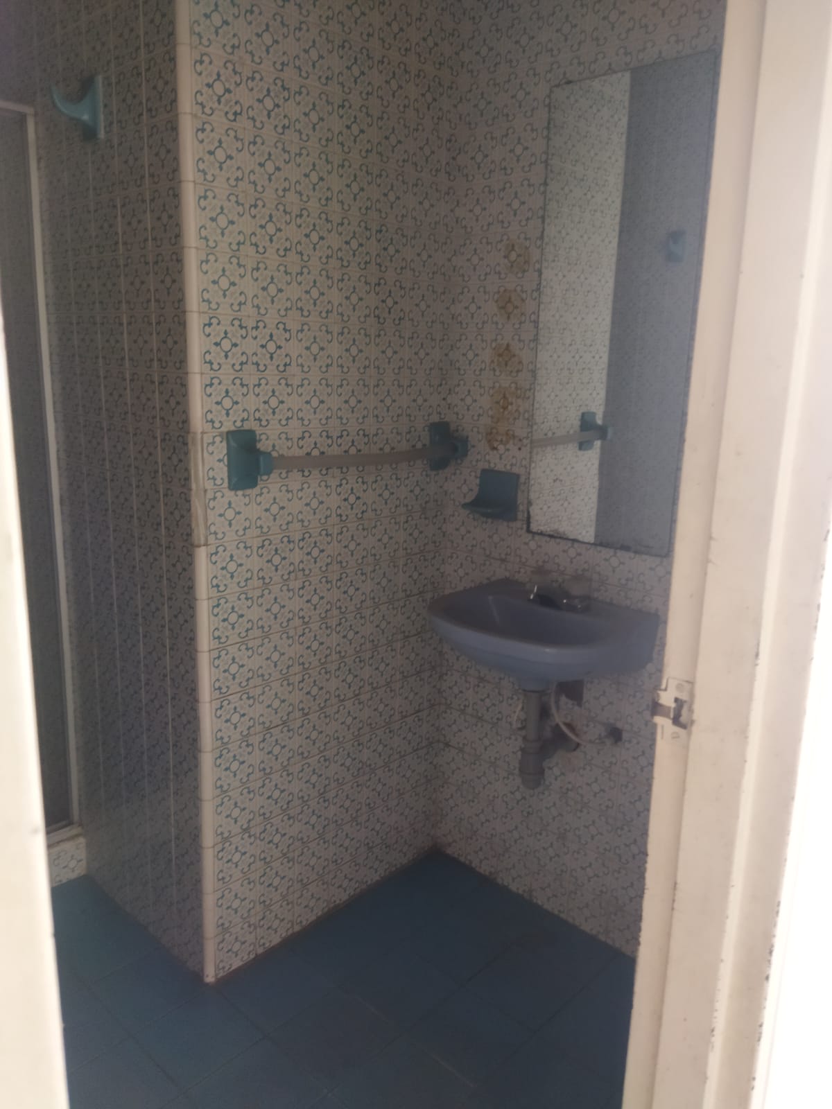 APARTAMENTO PISO 2 - BARRIO CHAMPAGNAT - CALI