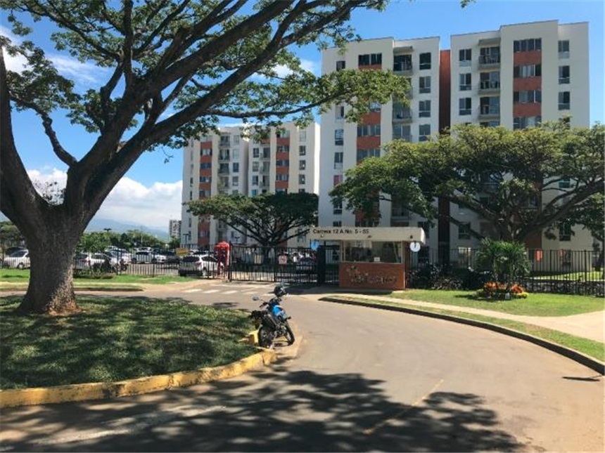CONJUNTO RESIDENCIAL LOS NARANJOS MANZANA 4