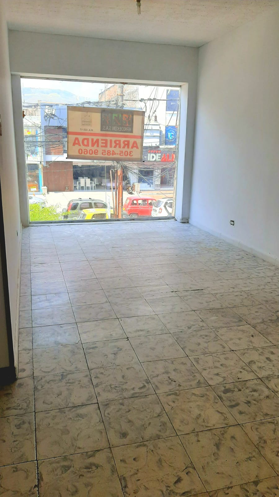 APARTAMENTO PISO 2 - BARRIO CHAMPAGNAT - CALI