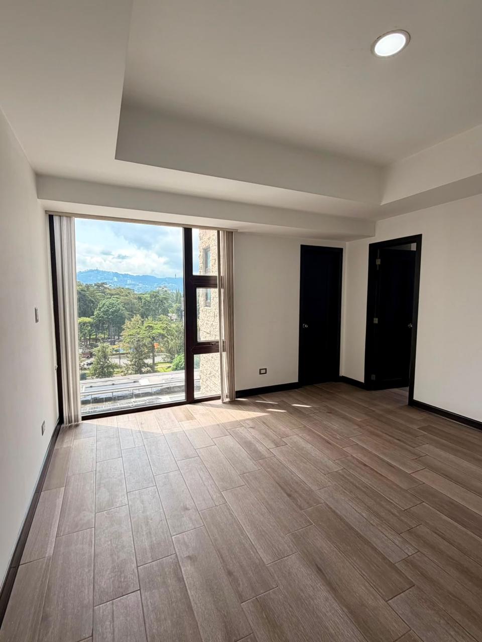 Apartamento en Edificio Tres 15, Zona 13 - 2 habitaciones Ref-5985 - Image 5